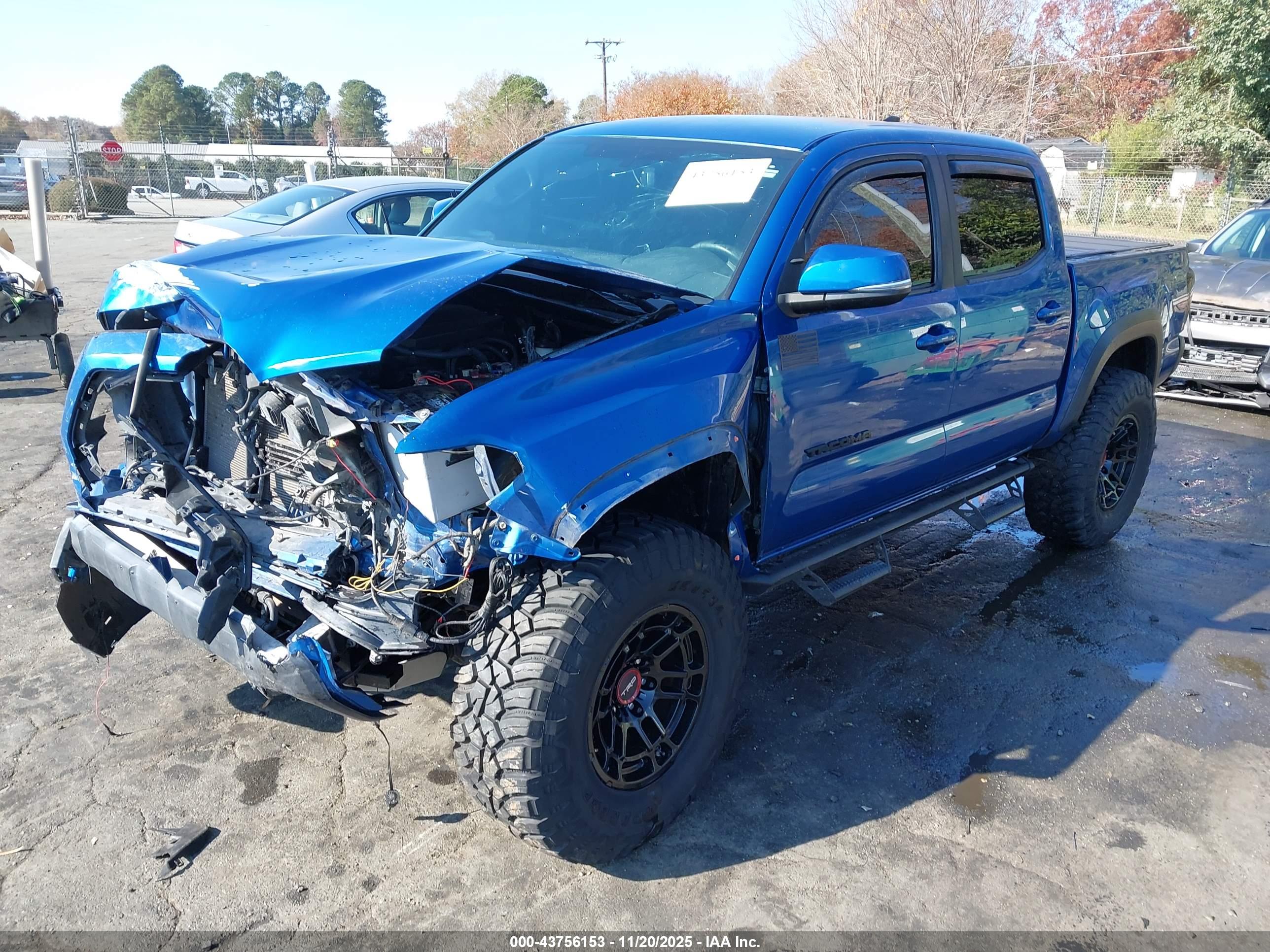TOYOTA TACOMA image 2