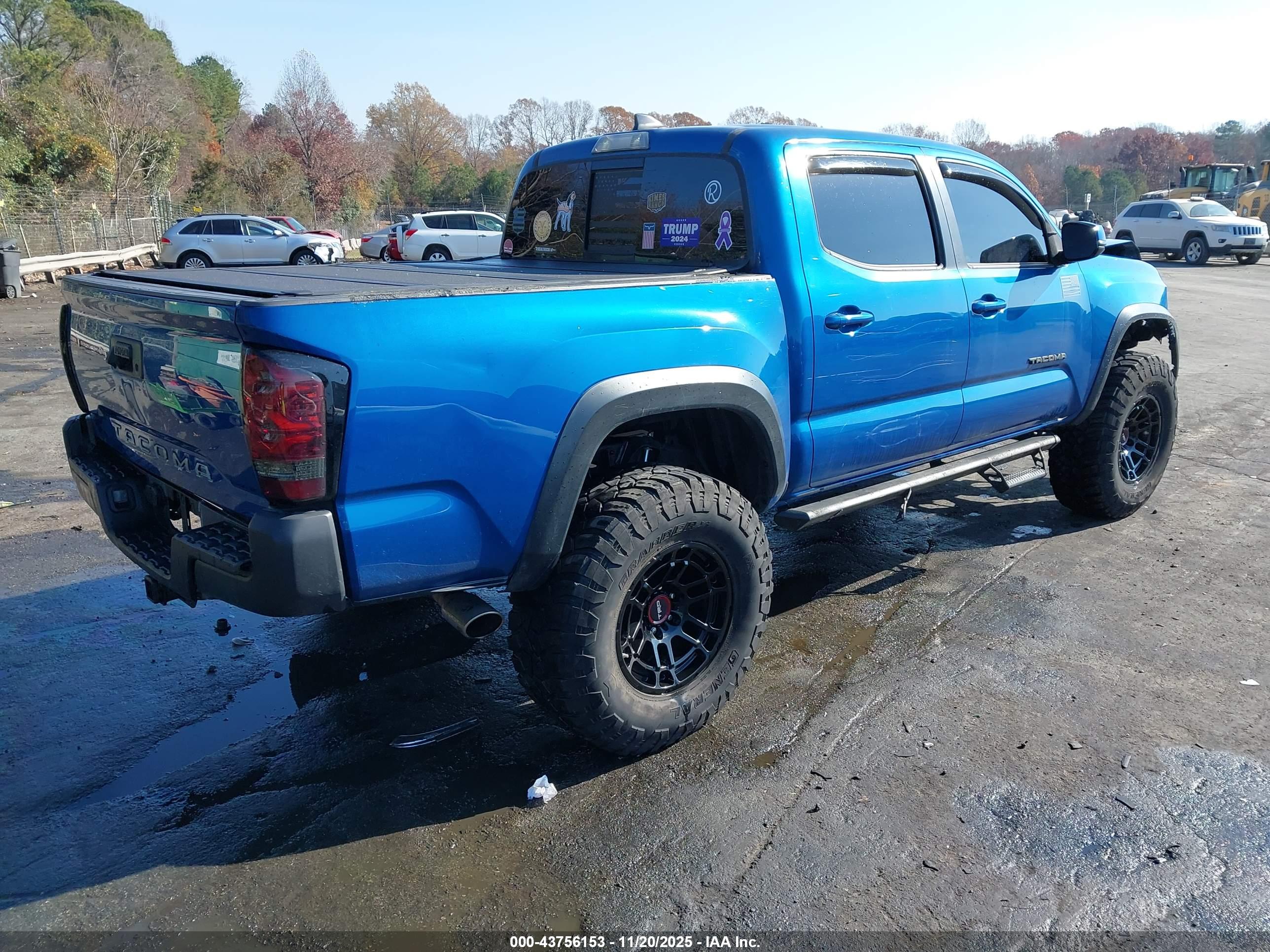 TOYOTA TACOMA image 4