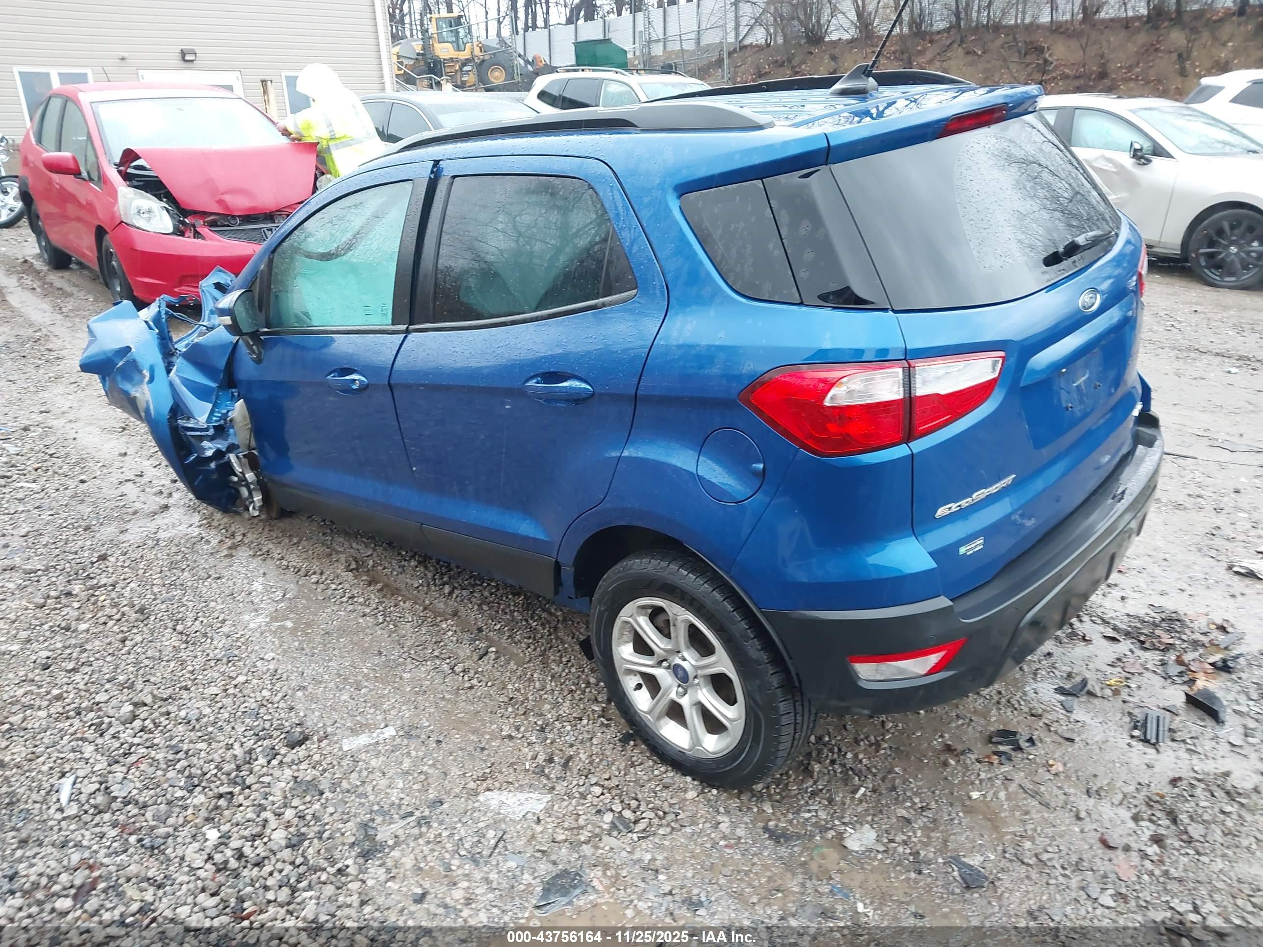 FORD ECOSPORT image 3