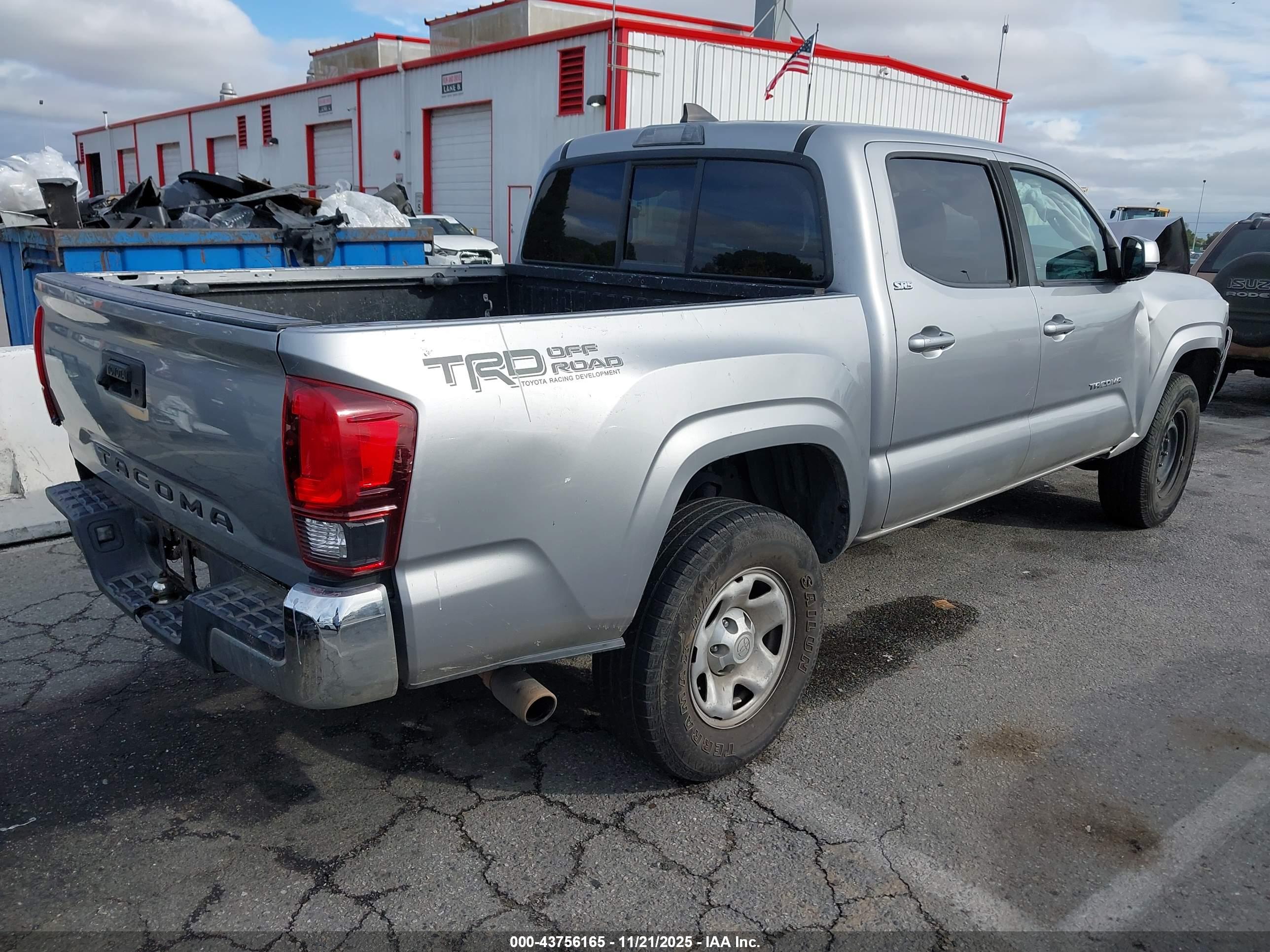 TOYOTA TACOMA image 4