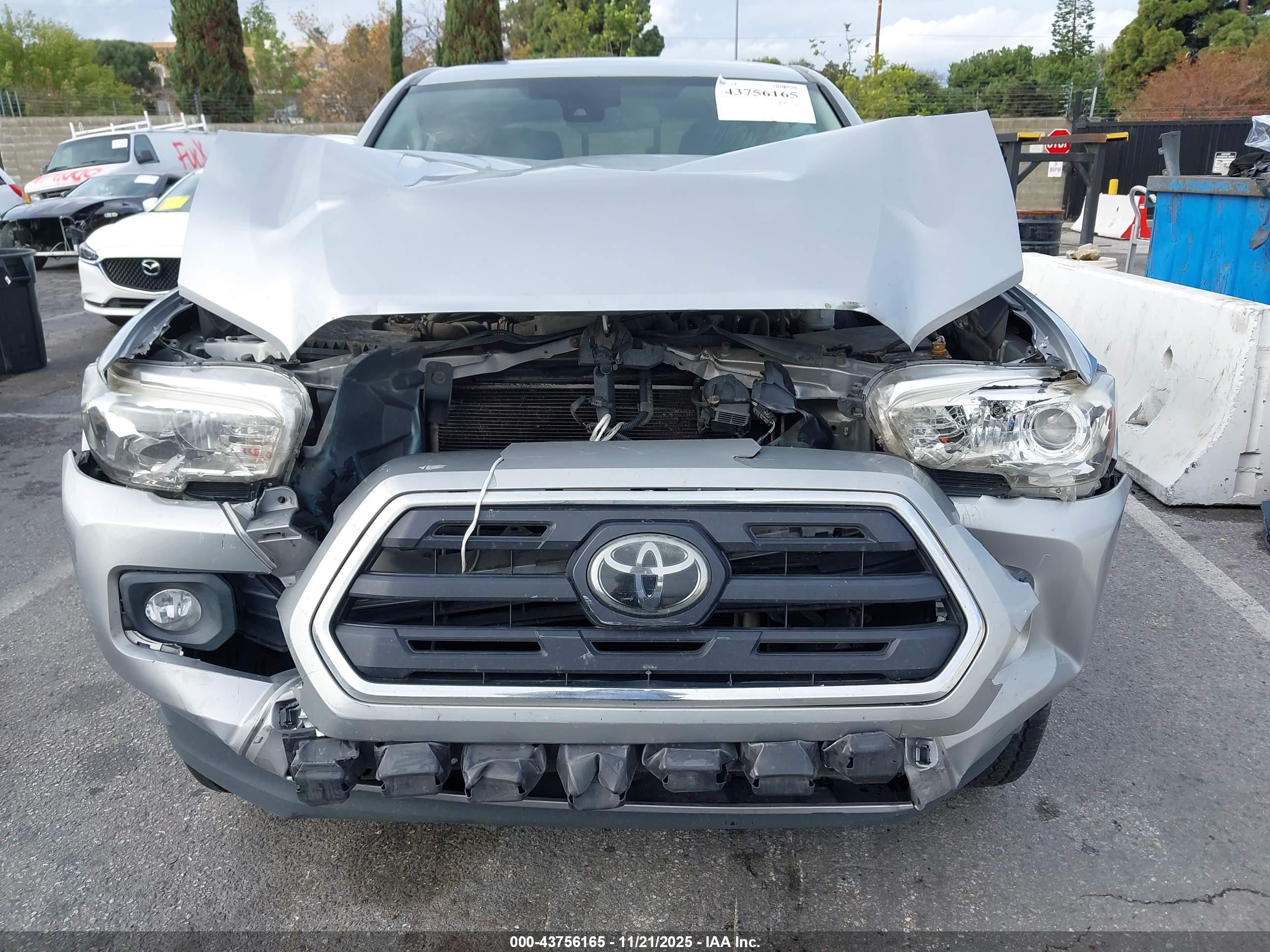 TOYOTA TACOMA image 6