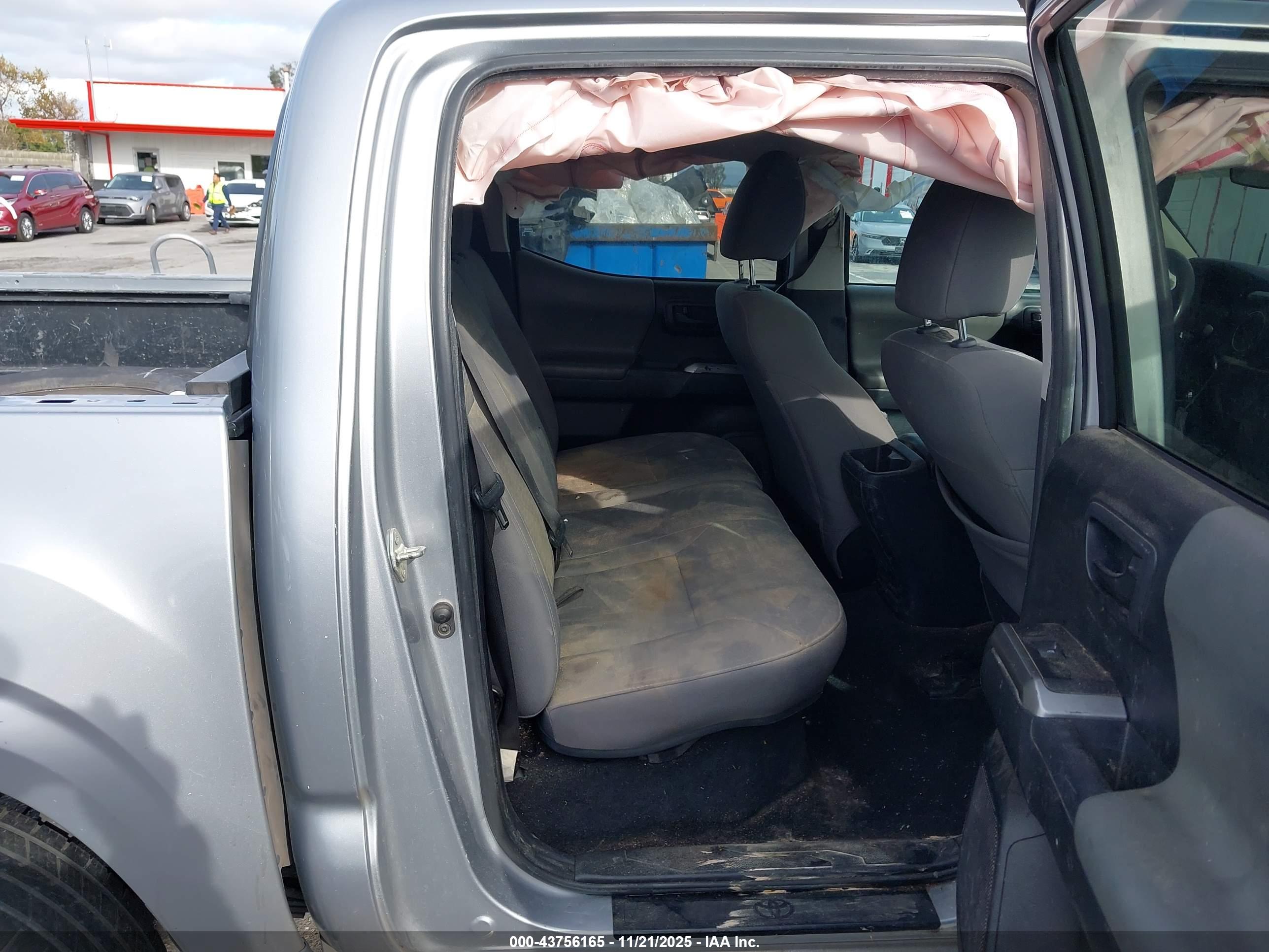 TOYOTA TACOMA image 8