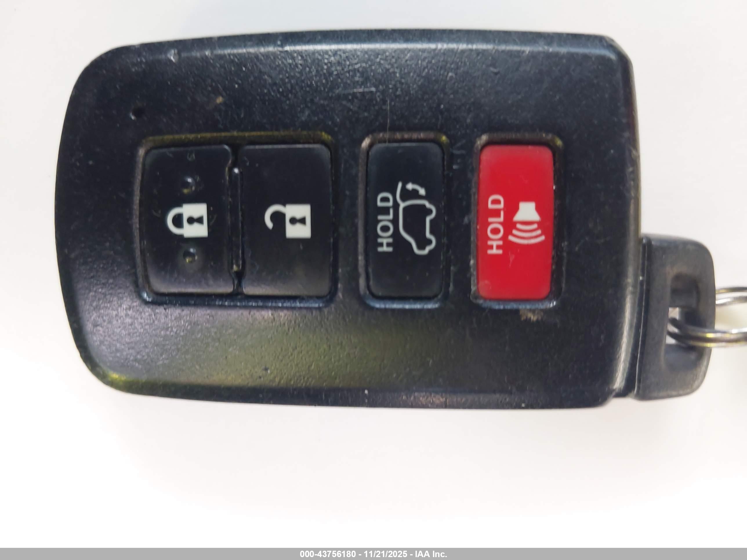TOYOTA HIGHLANDER image 11
