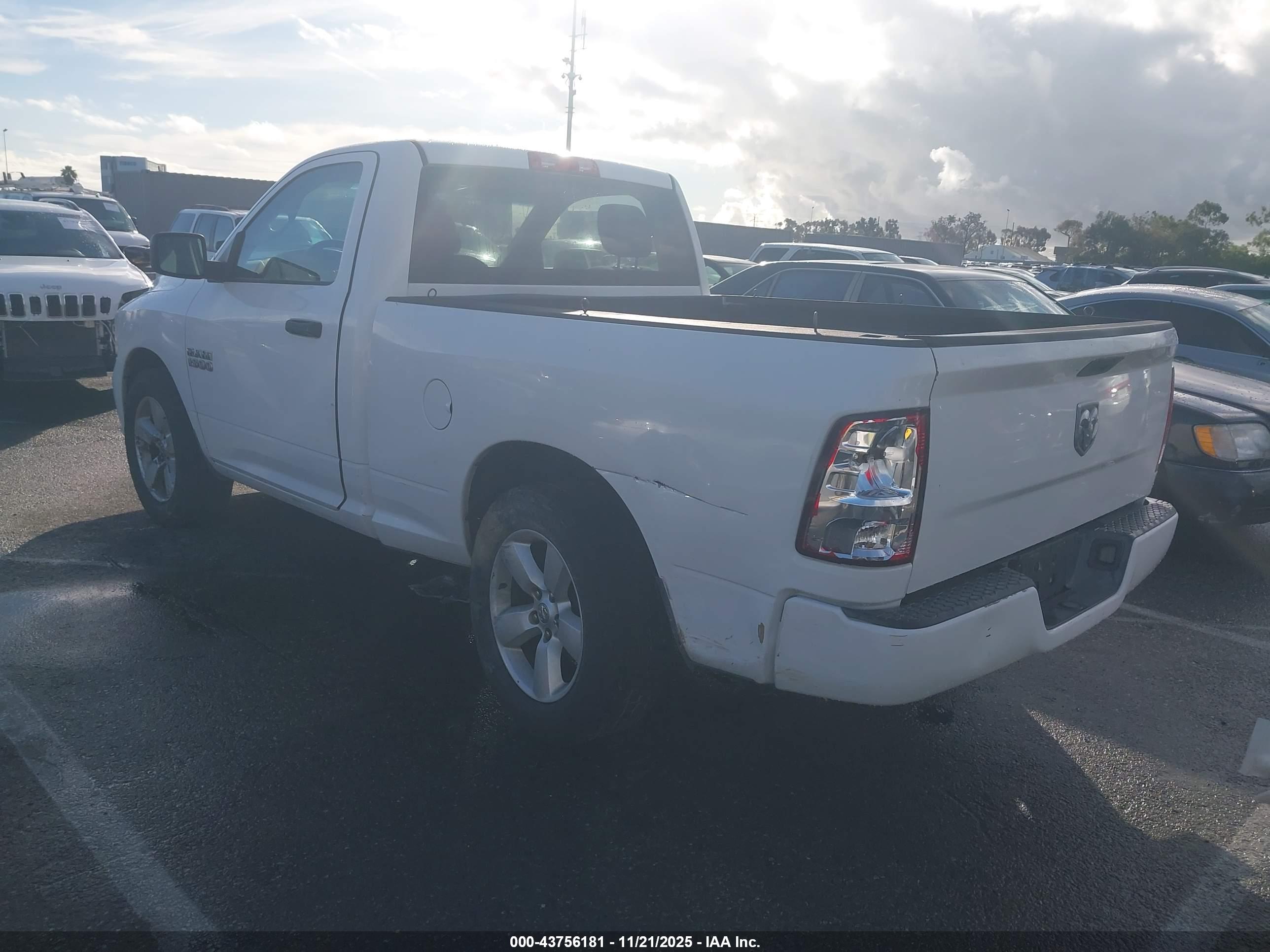 RAM 1500 image 3