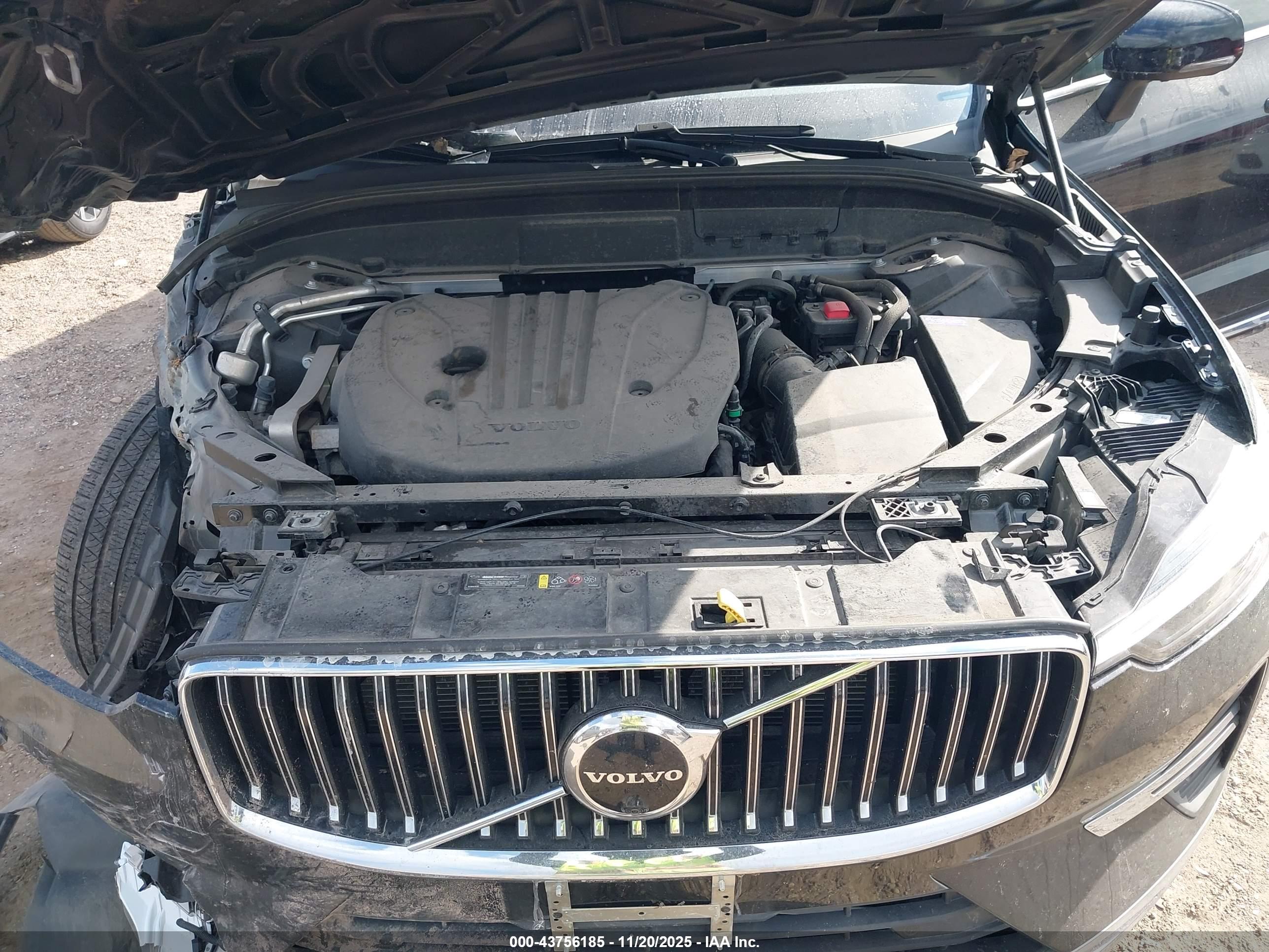VOLVO XC60 image 10