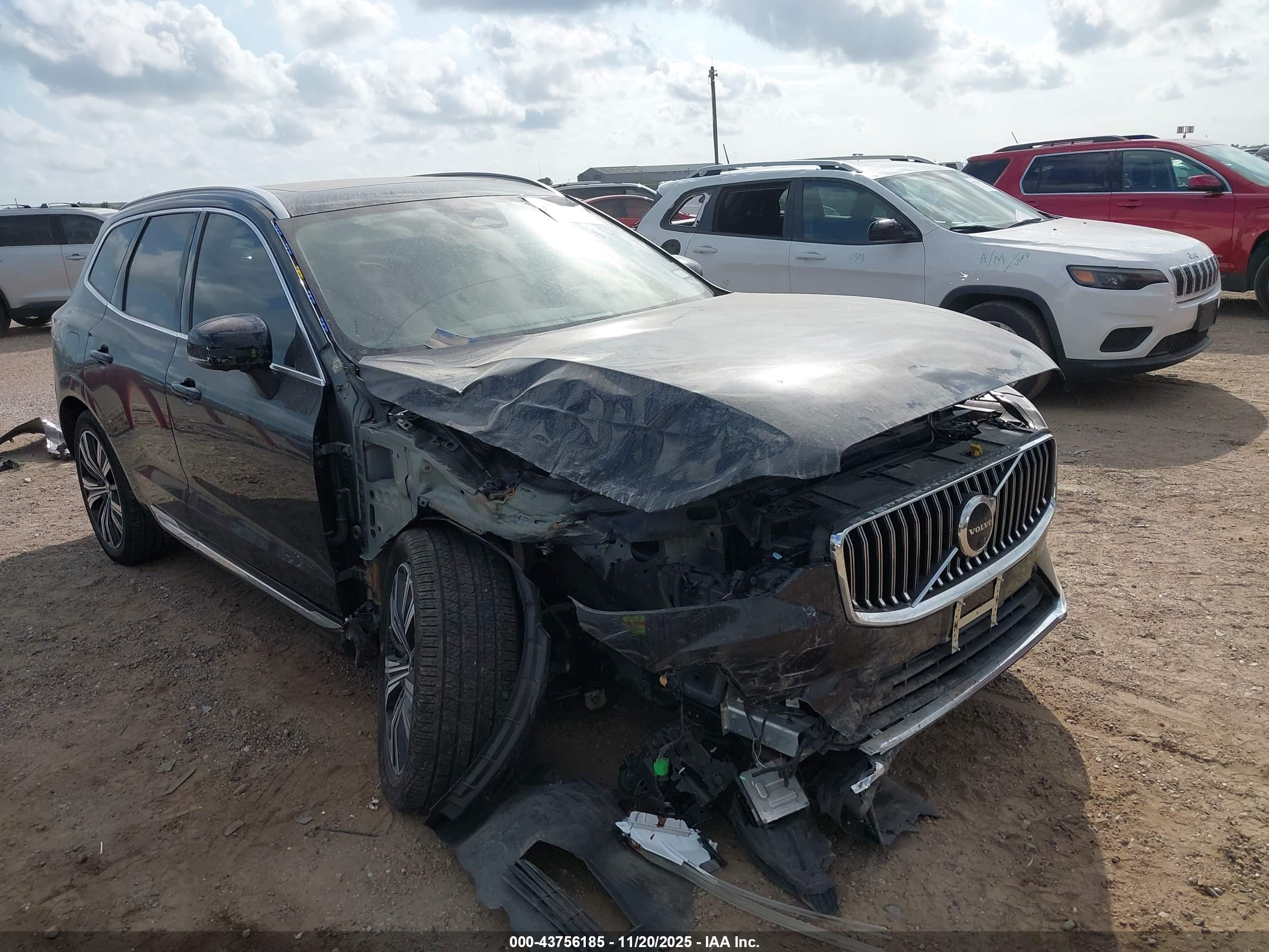 VOLVO XC60 image 6