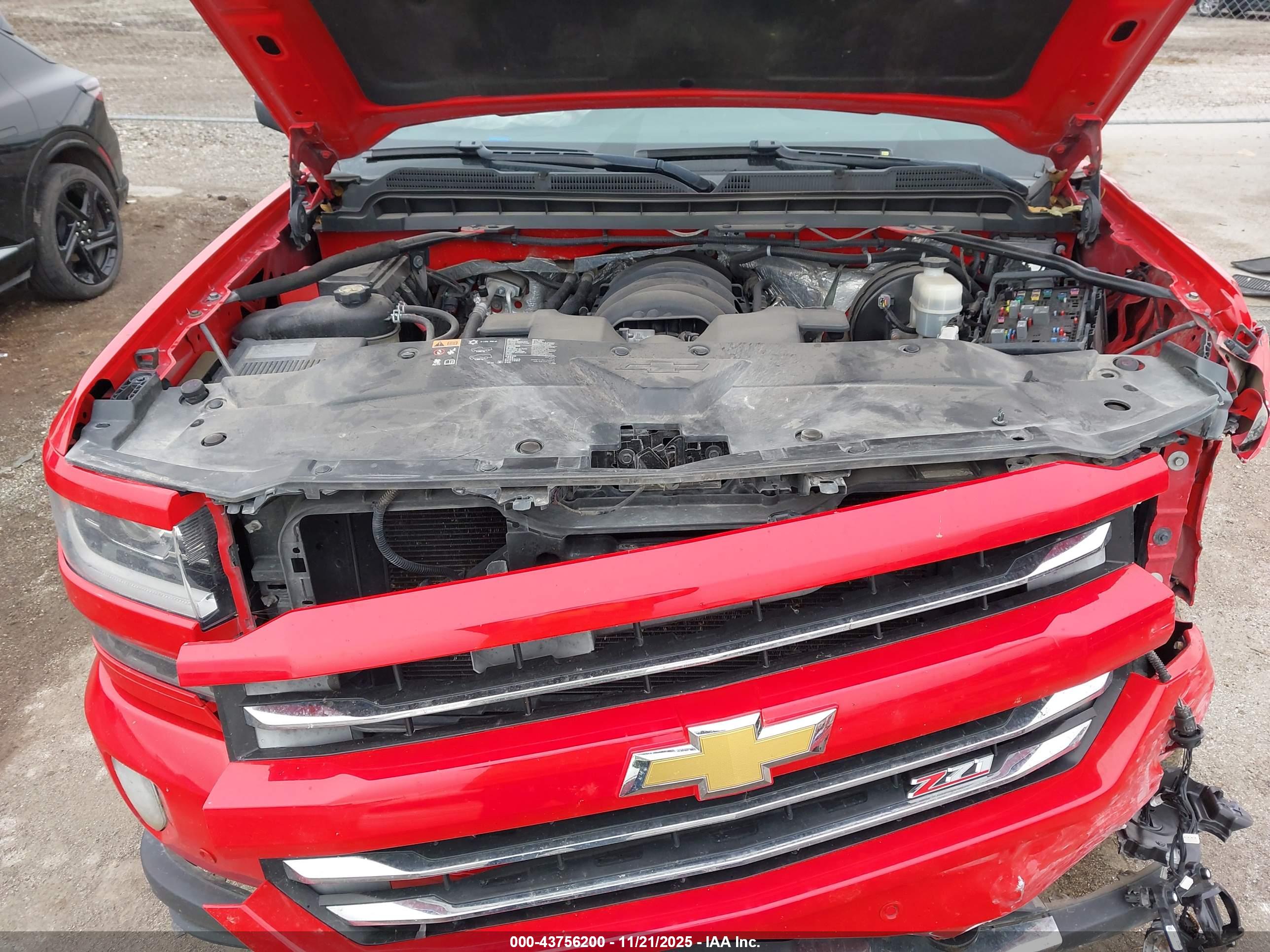 CHEVROLET SILVERADO image 10