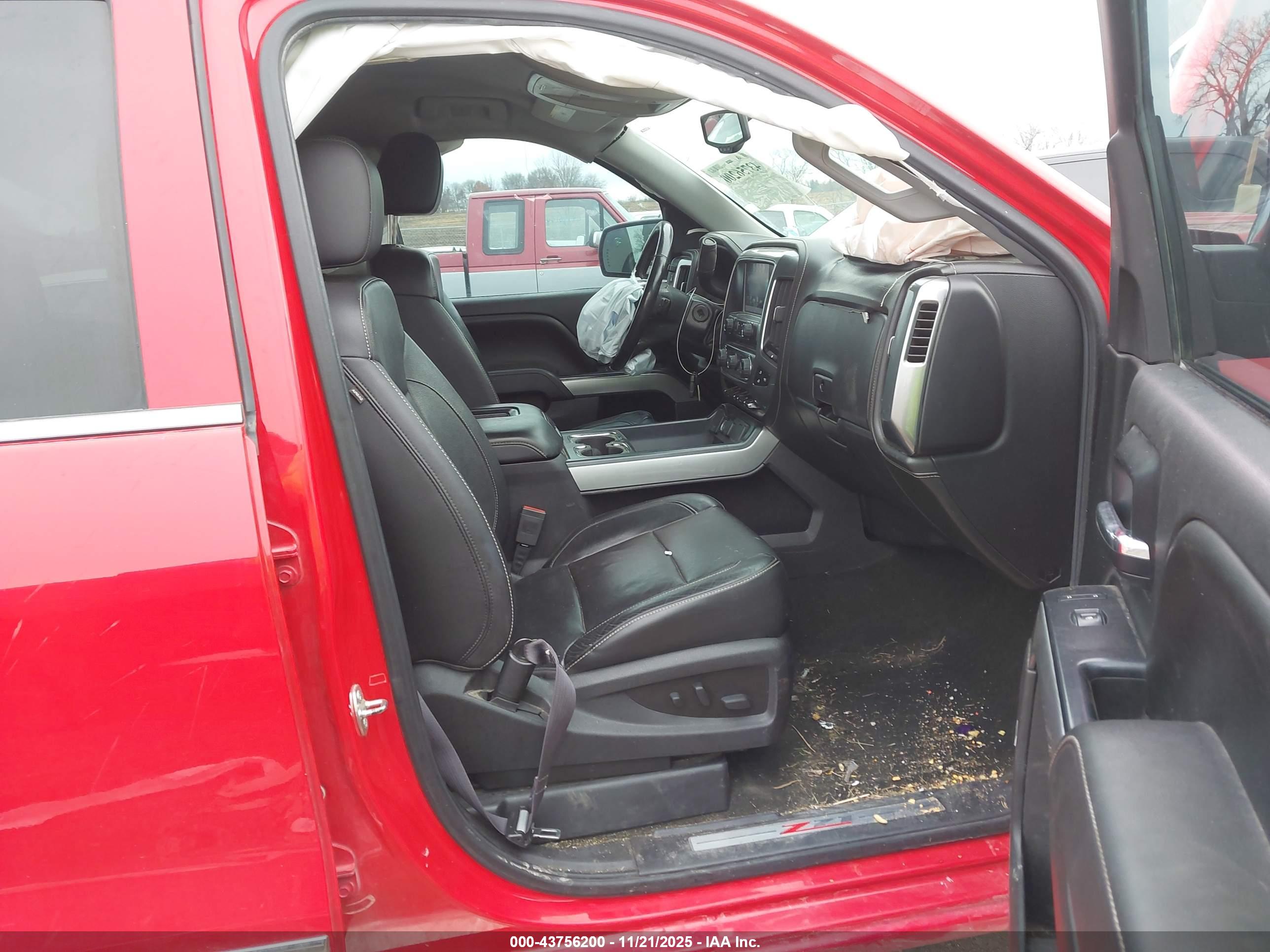 CHEVROLET SILVERADO image 5