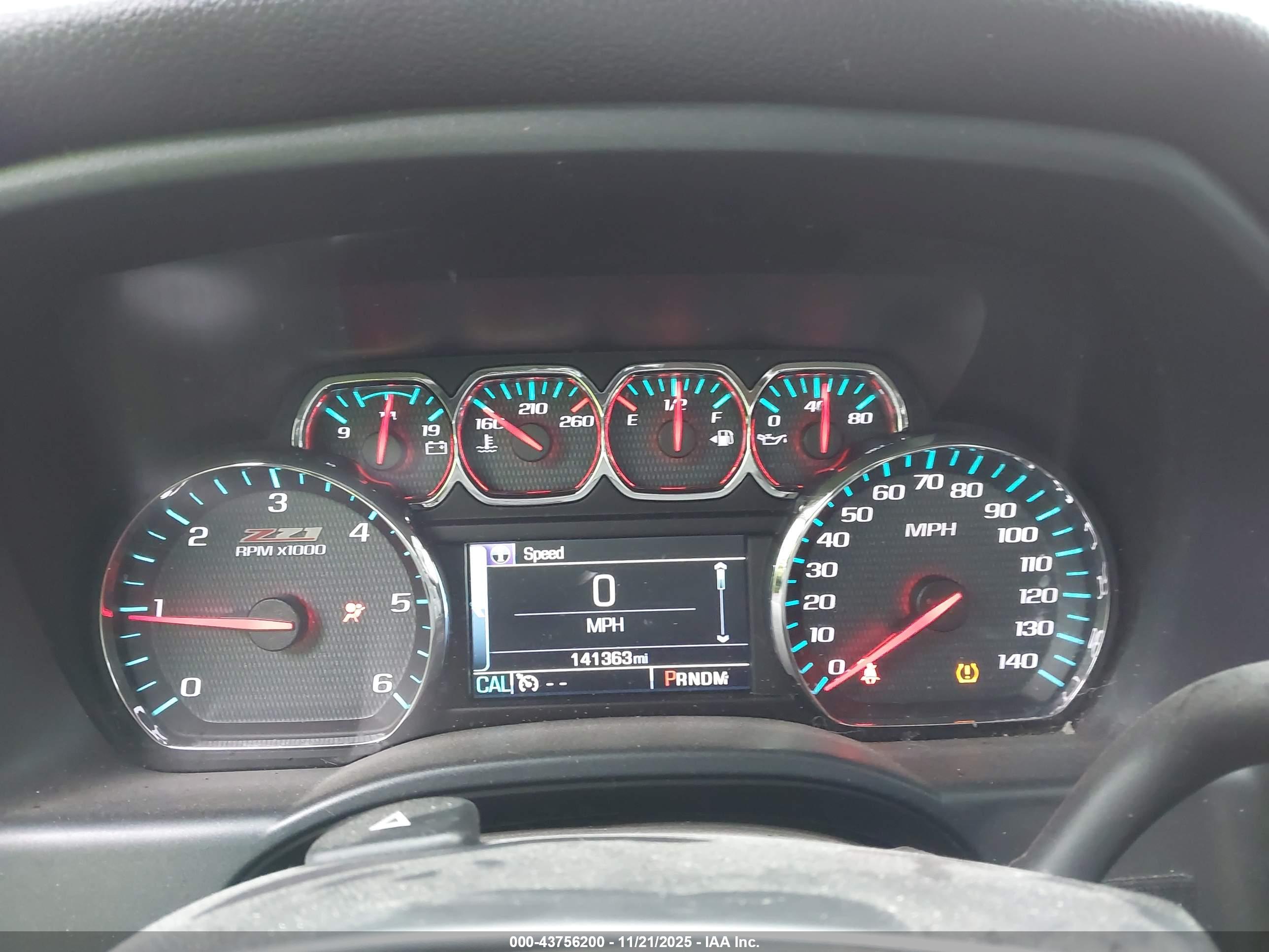 CHEVROLET SILVERADO image 7