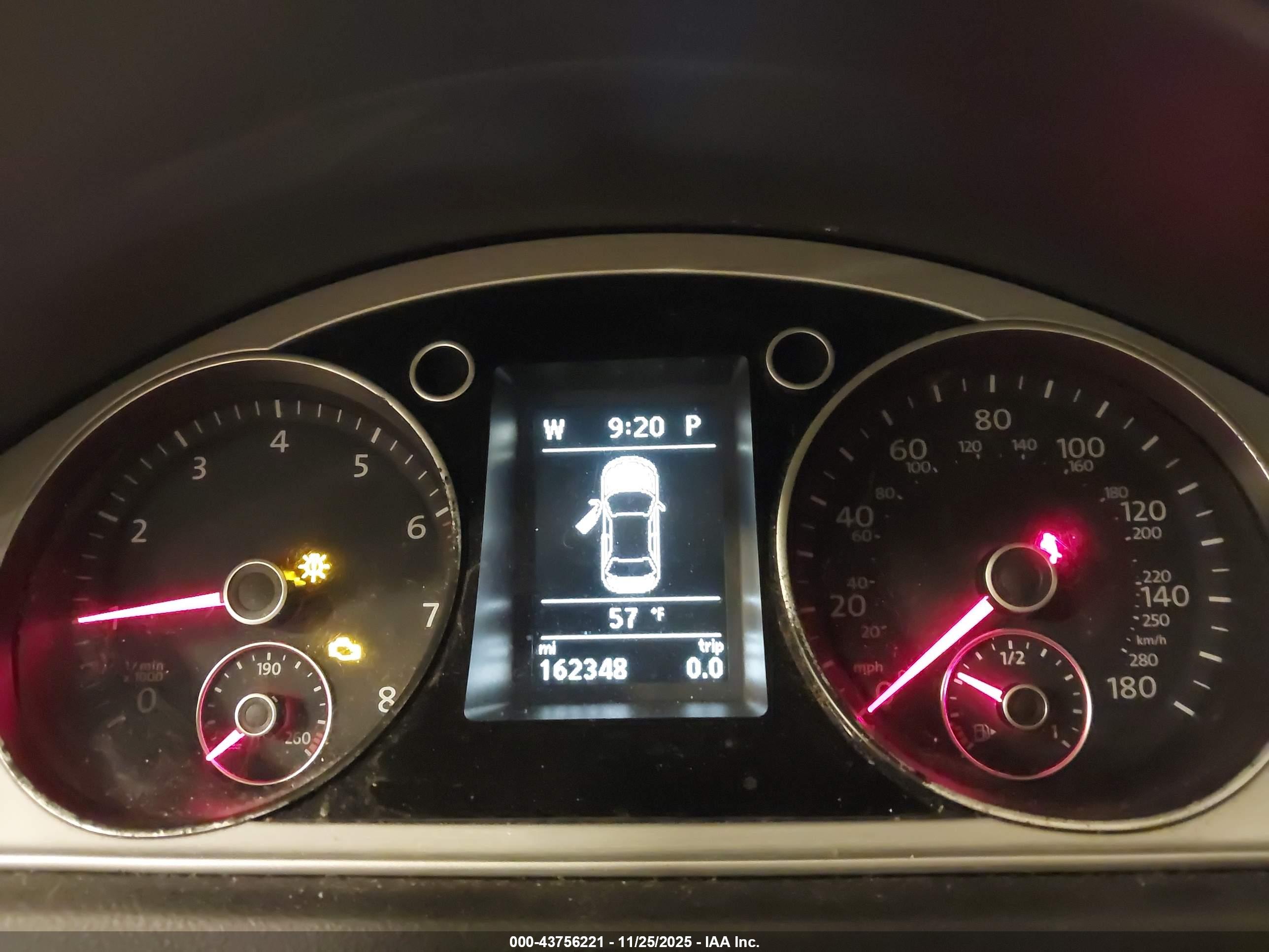 VOLKSWAGEN CC image 7