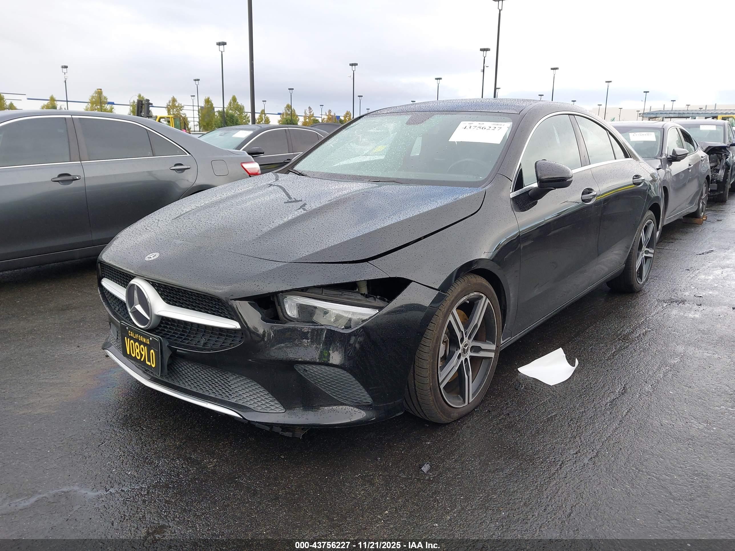 MERCEDES-BENZ CLA image 6