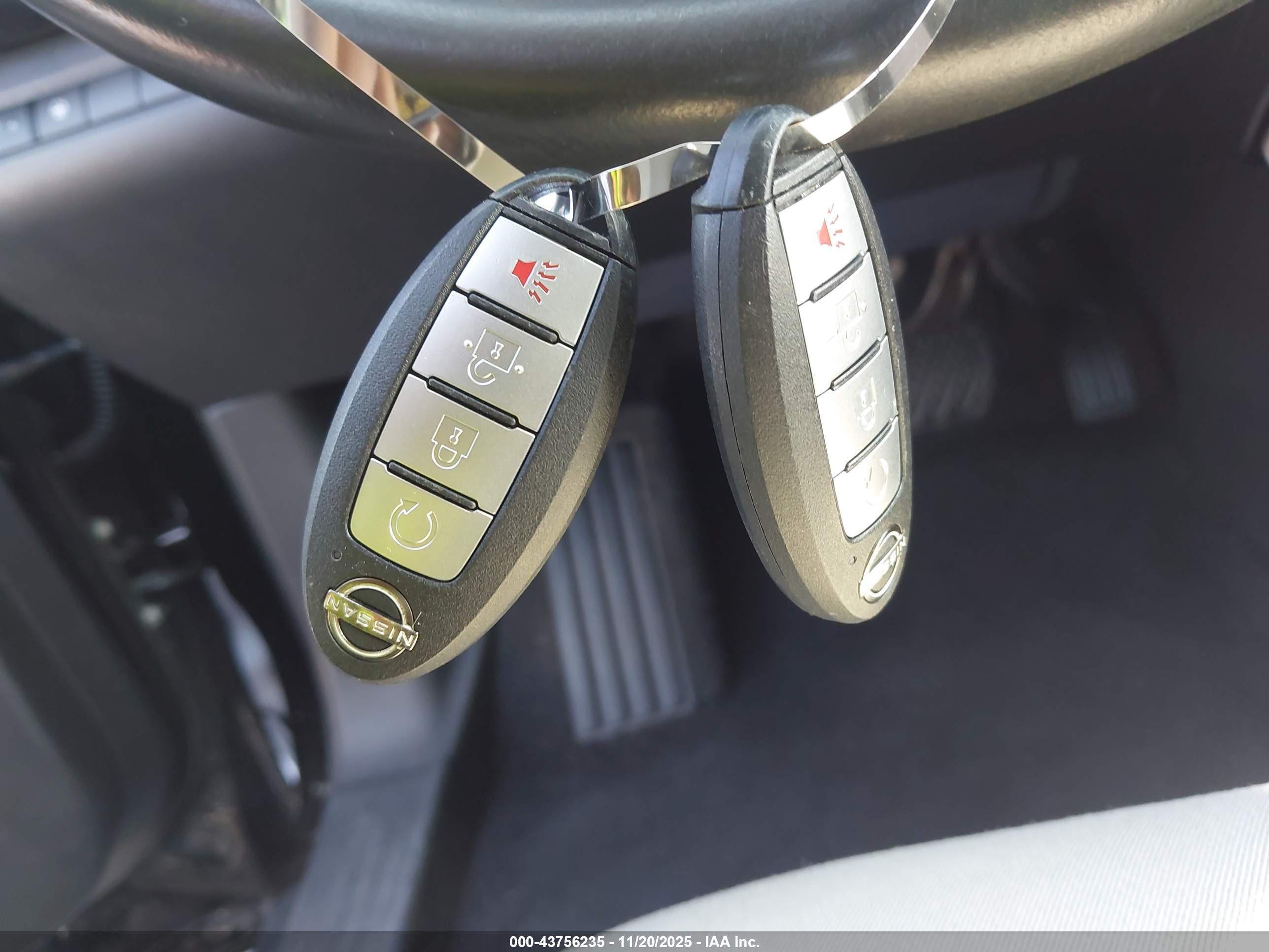 NISSAN PATHFINDER image 11