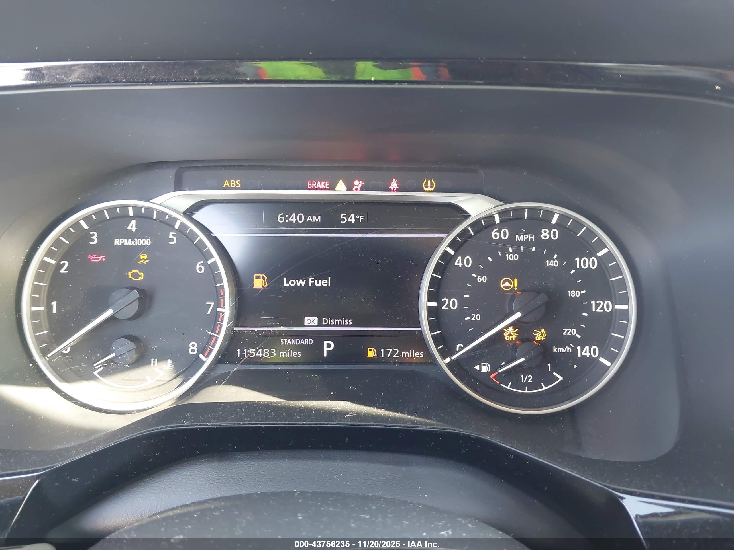 NISSAN PATHFINDER image 7