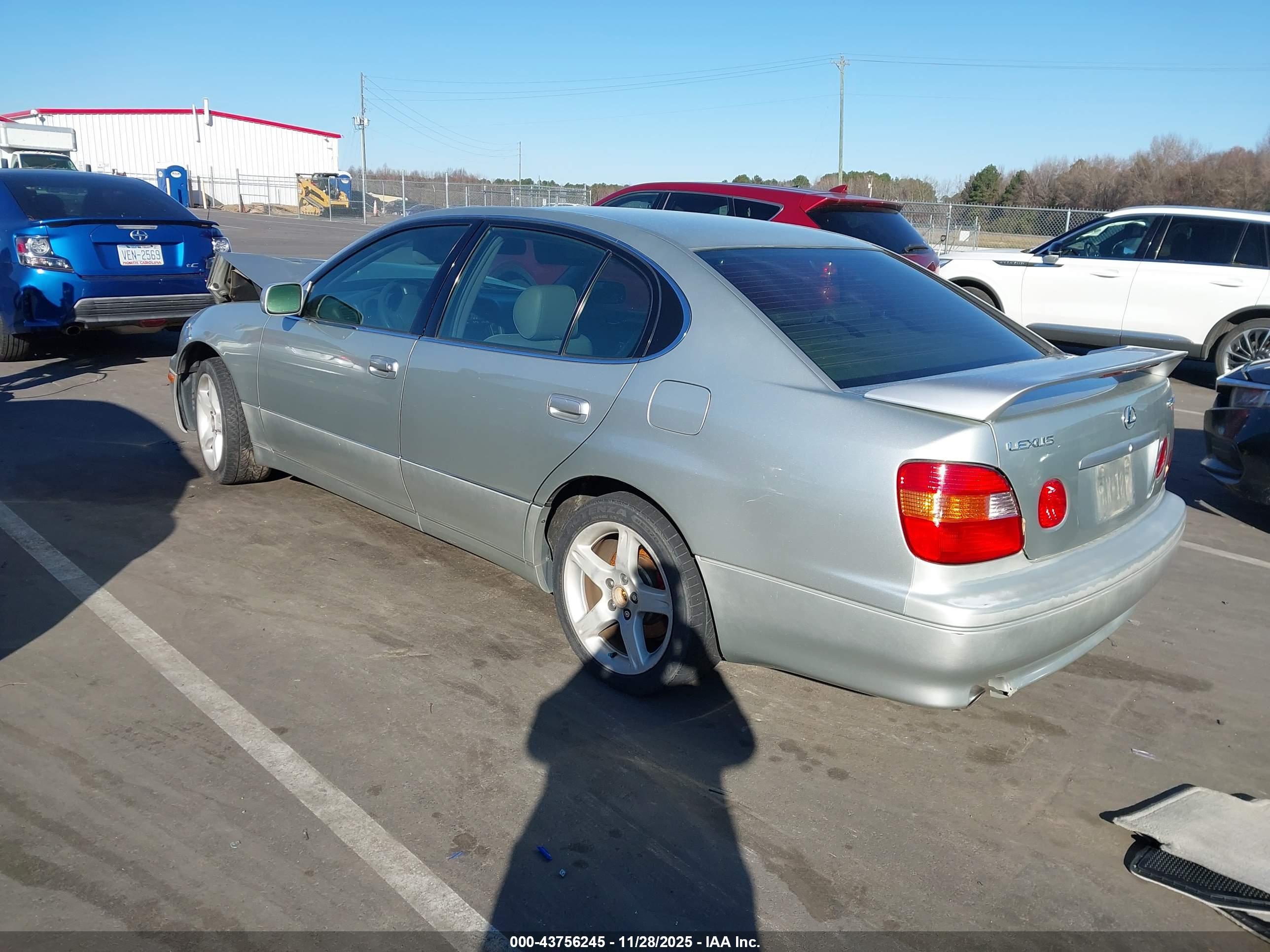 LEXUS GS image 3