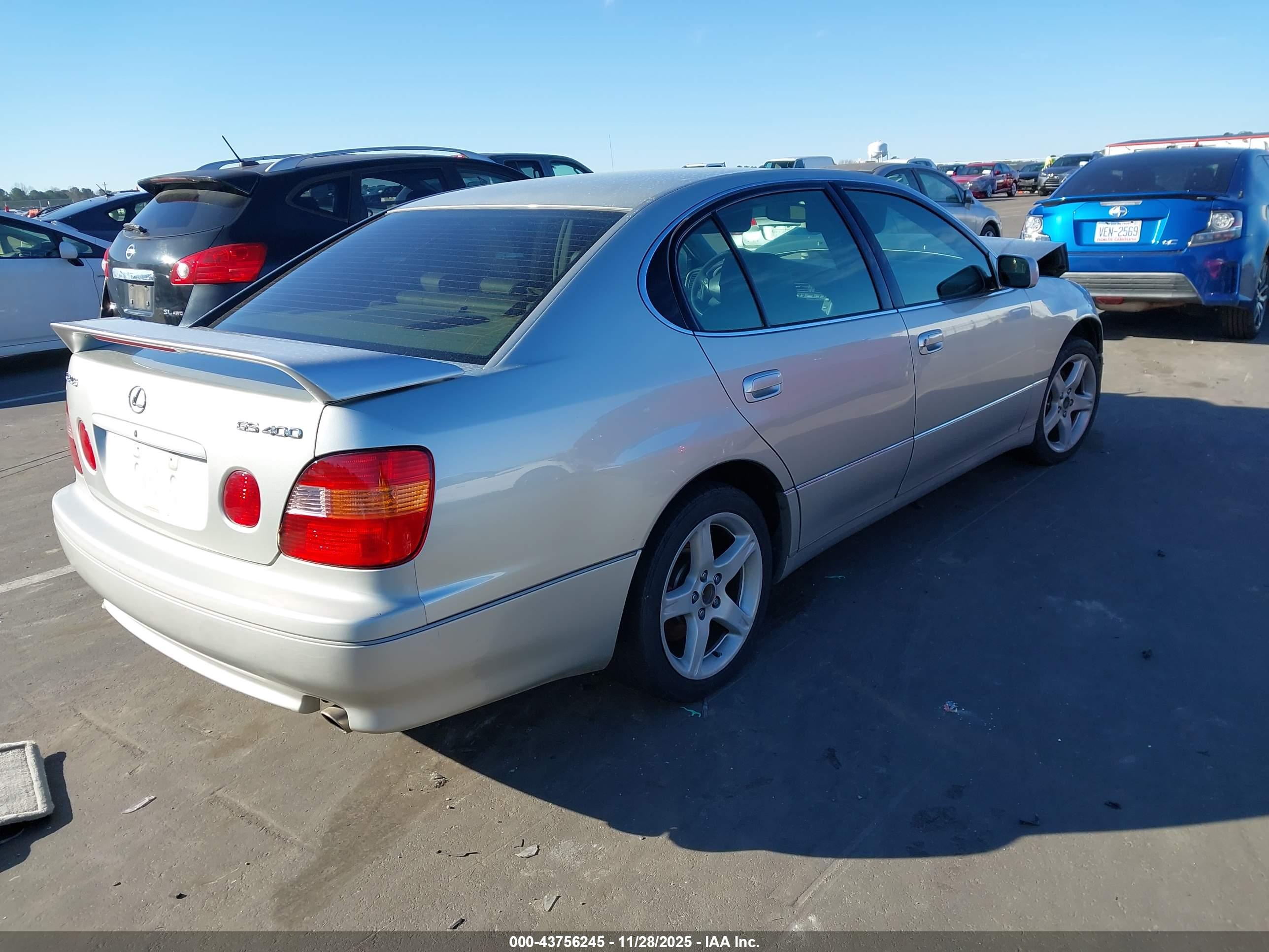 LEXUS GS image 4