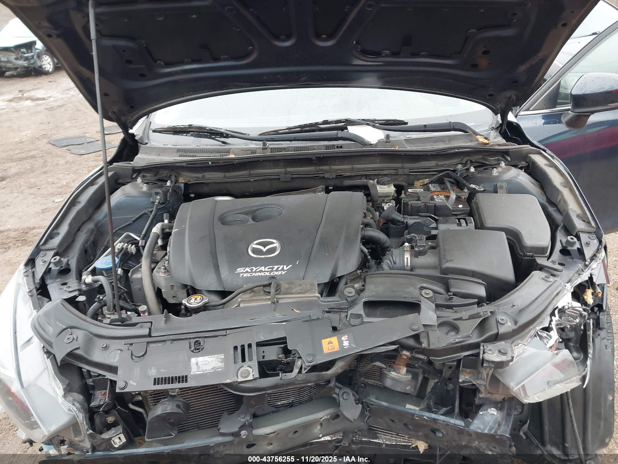 MAZDA MAZDA3 image 10