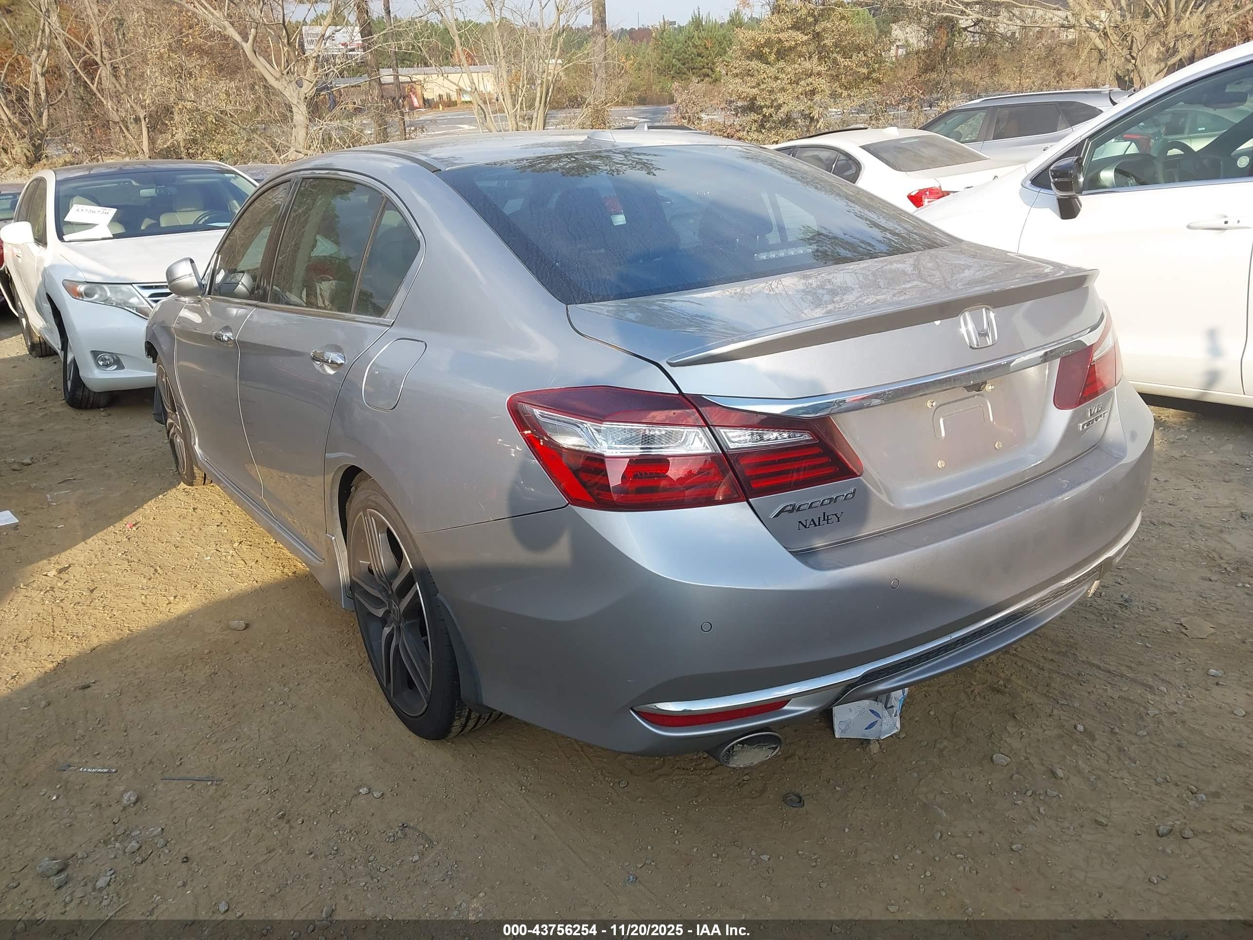 HONDA ACCORD image 3
