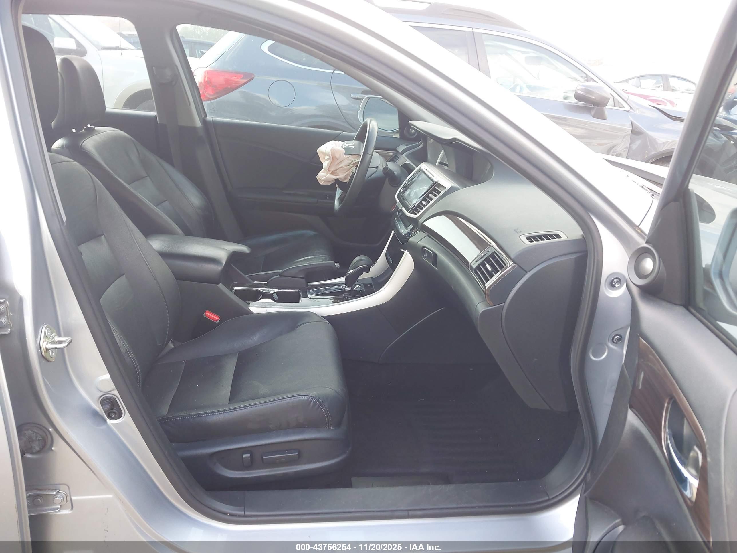 HONDA ACCORD image 5