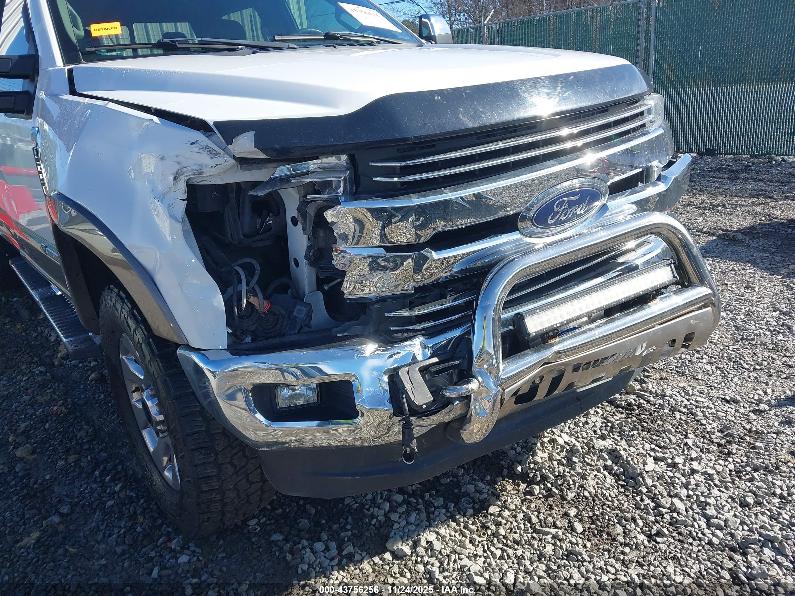 FORD F-250 image 6