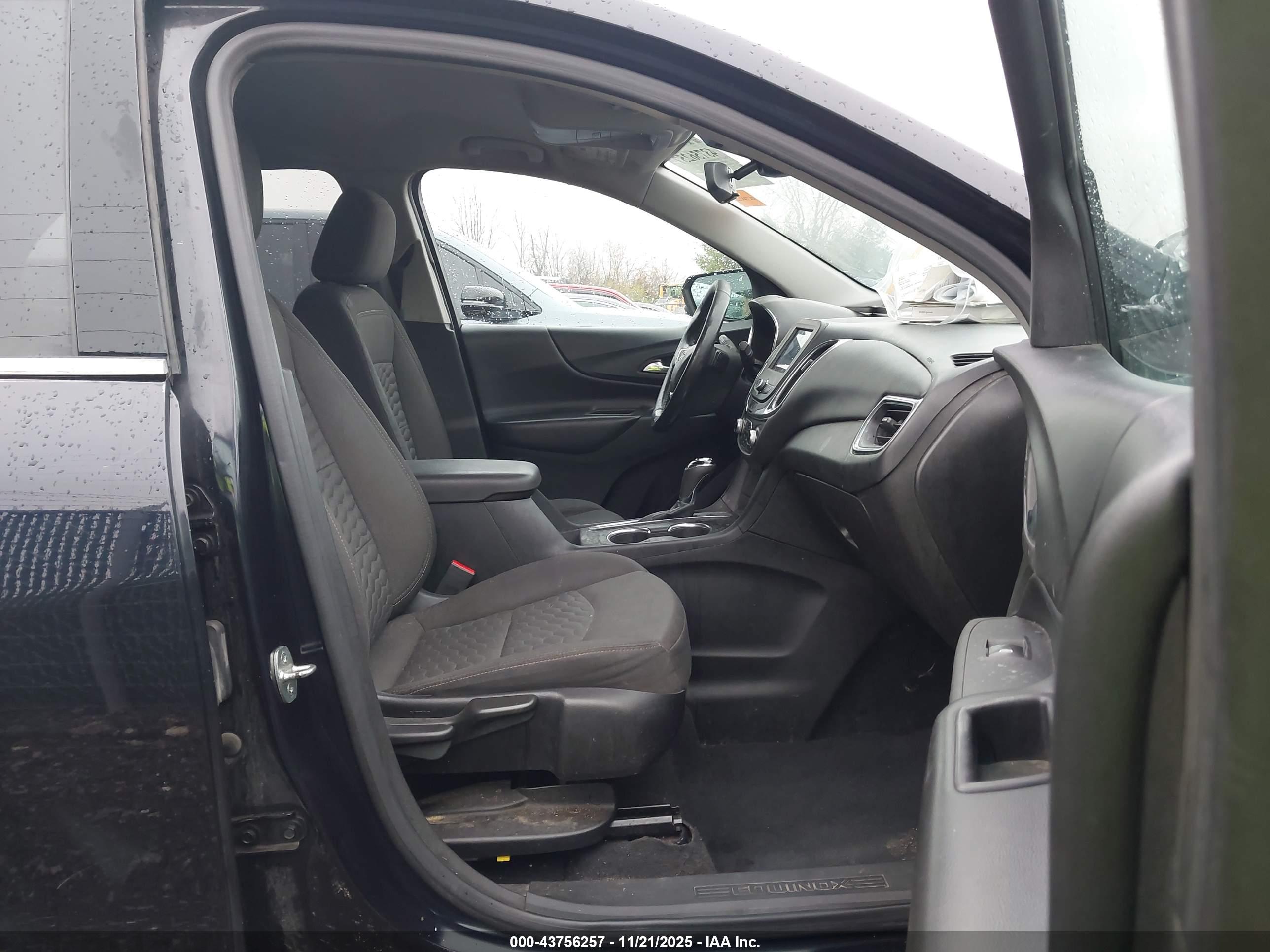 CHEVROLET EQUINOX image 5
