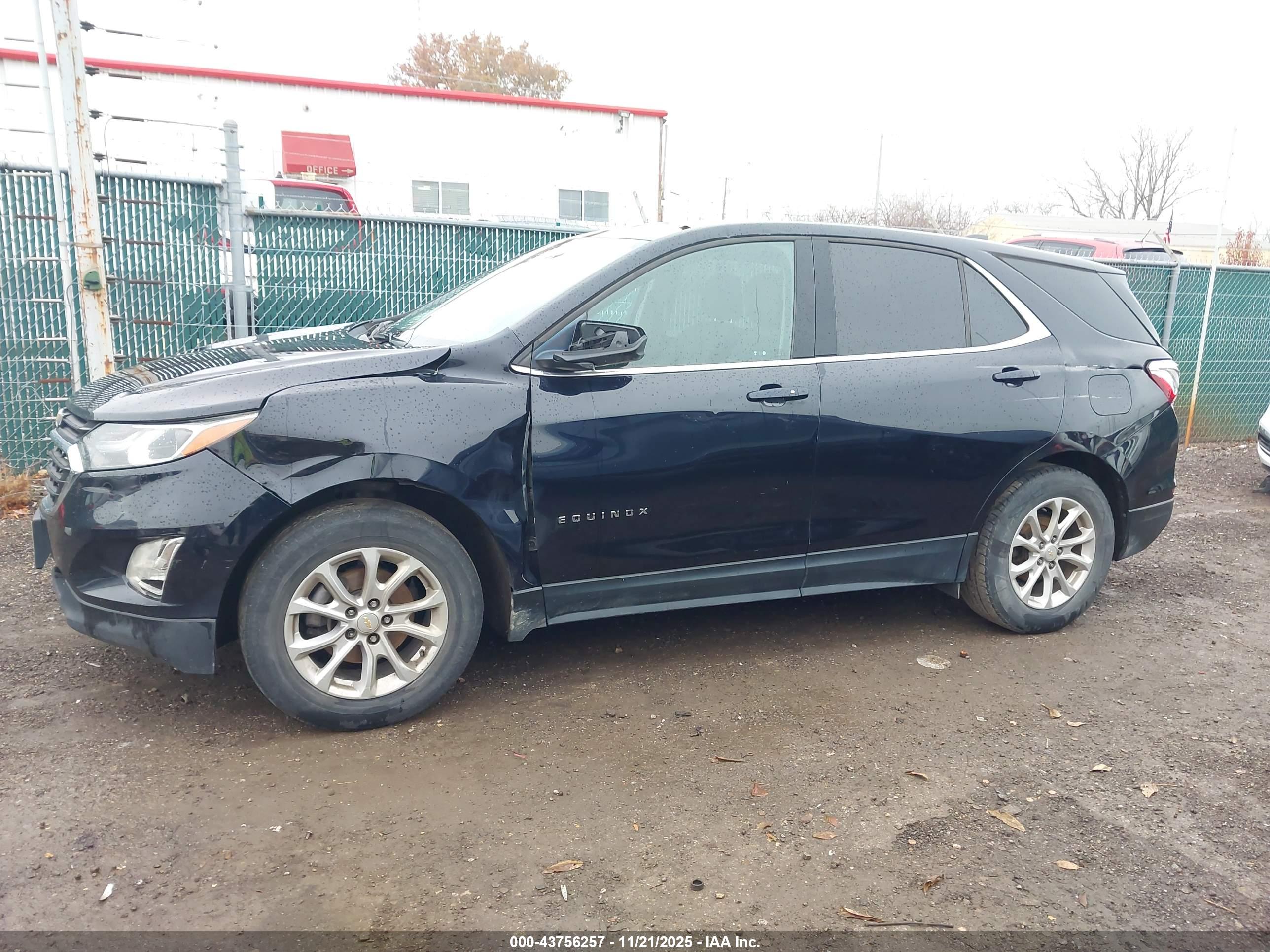 CHEVROLET EQUINOX image 6