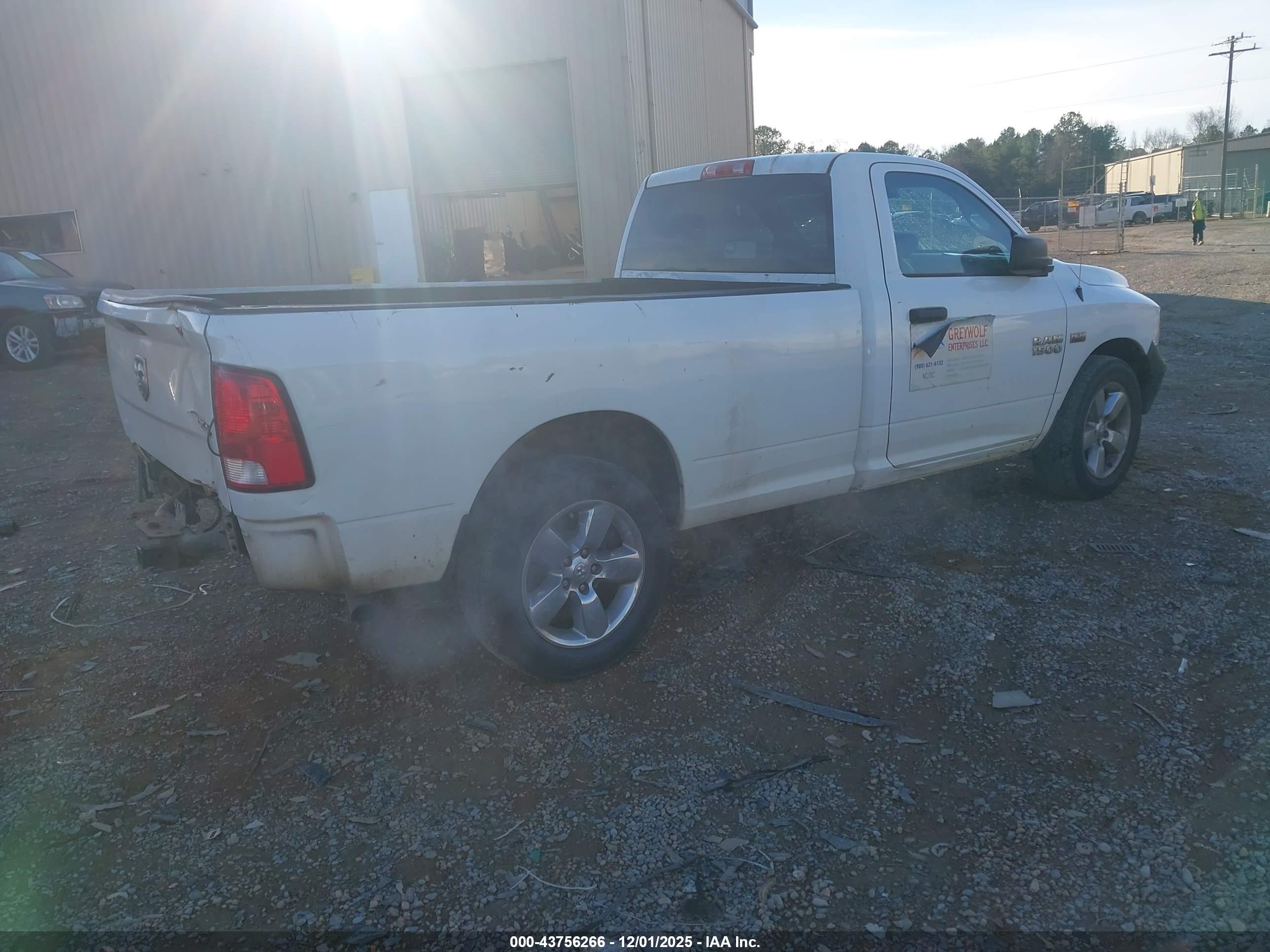 RAM 1500 image 4
