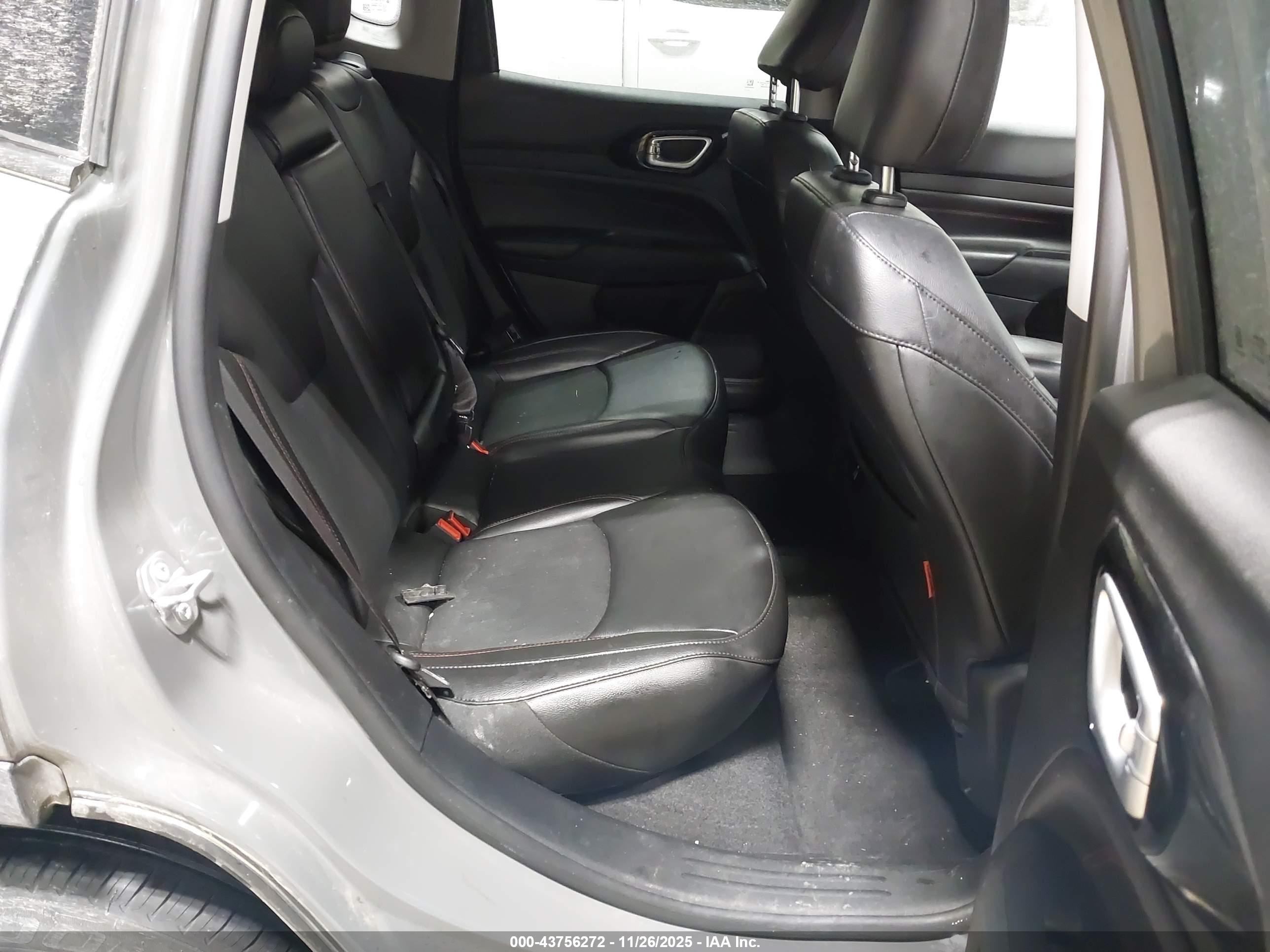 JEEP COMPASS image 8