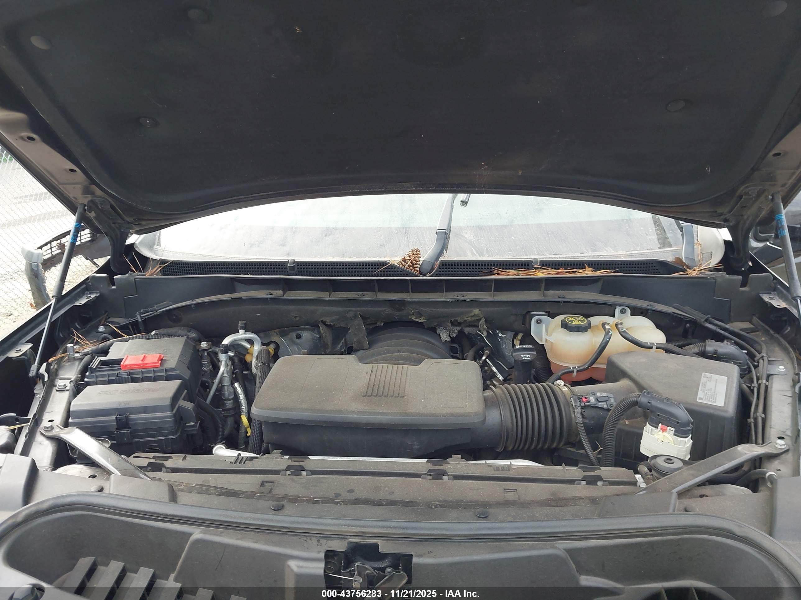 CADILLAC ESCALADE image 10