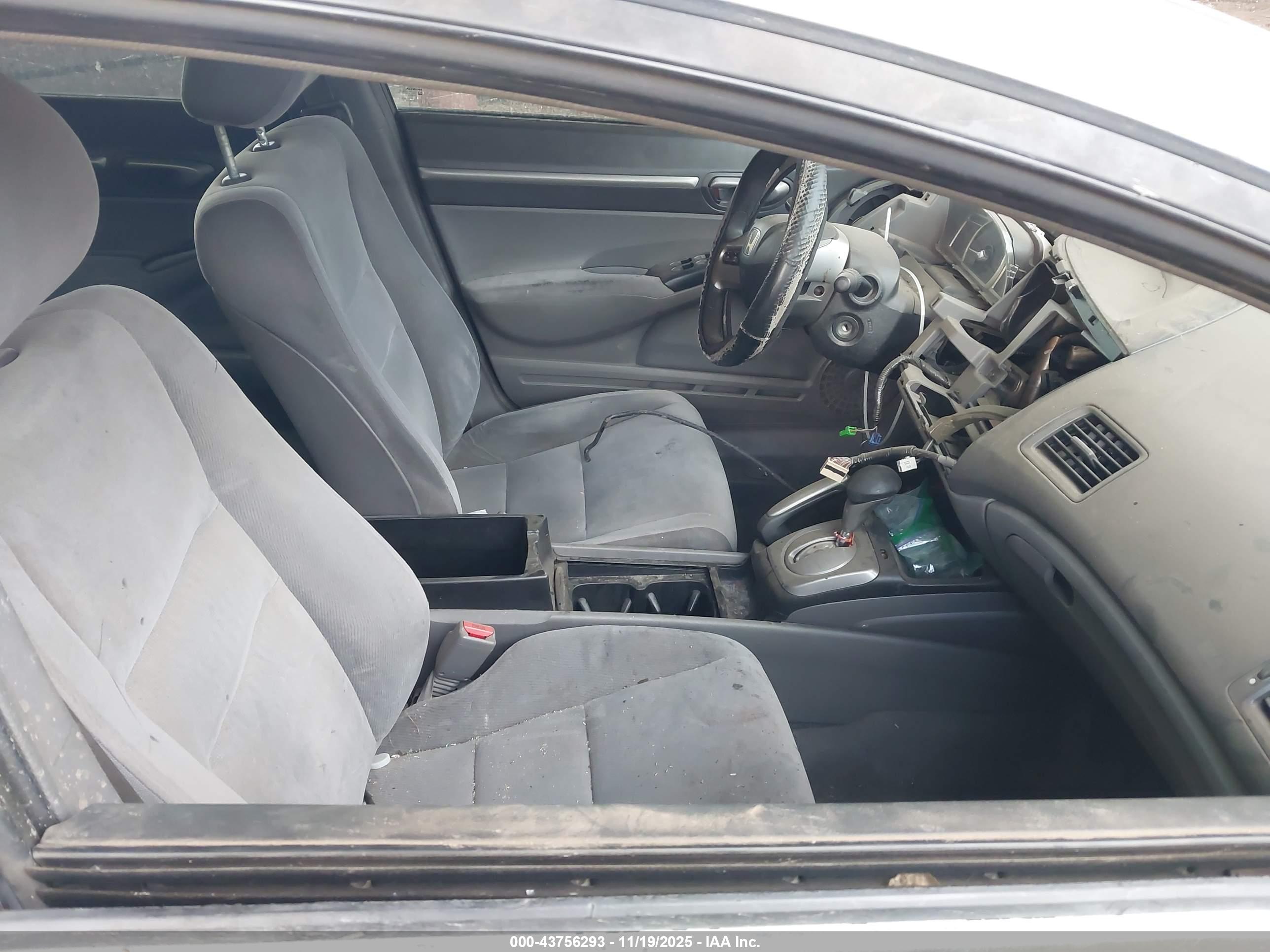 HONDA CIVIC image 5
