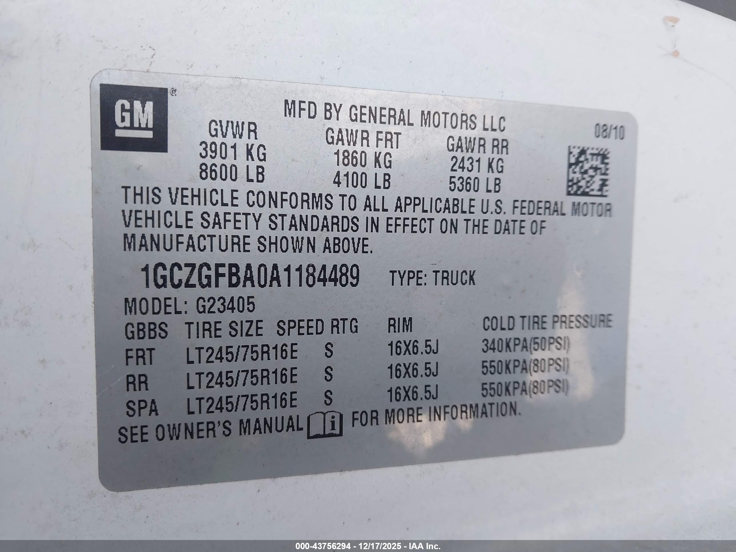 CHEVROLET EXPRESS image 9