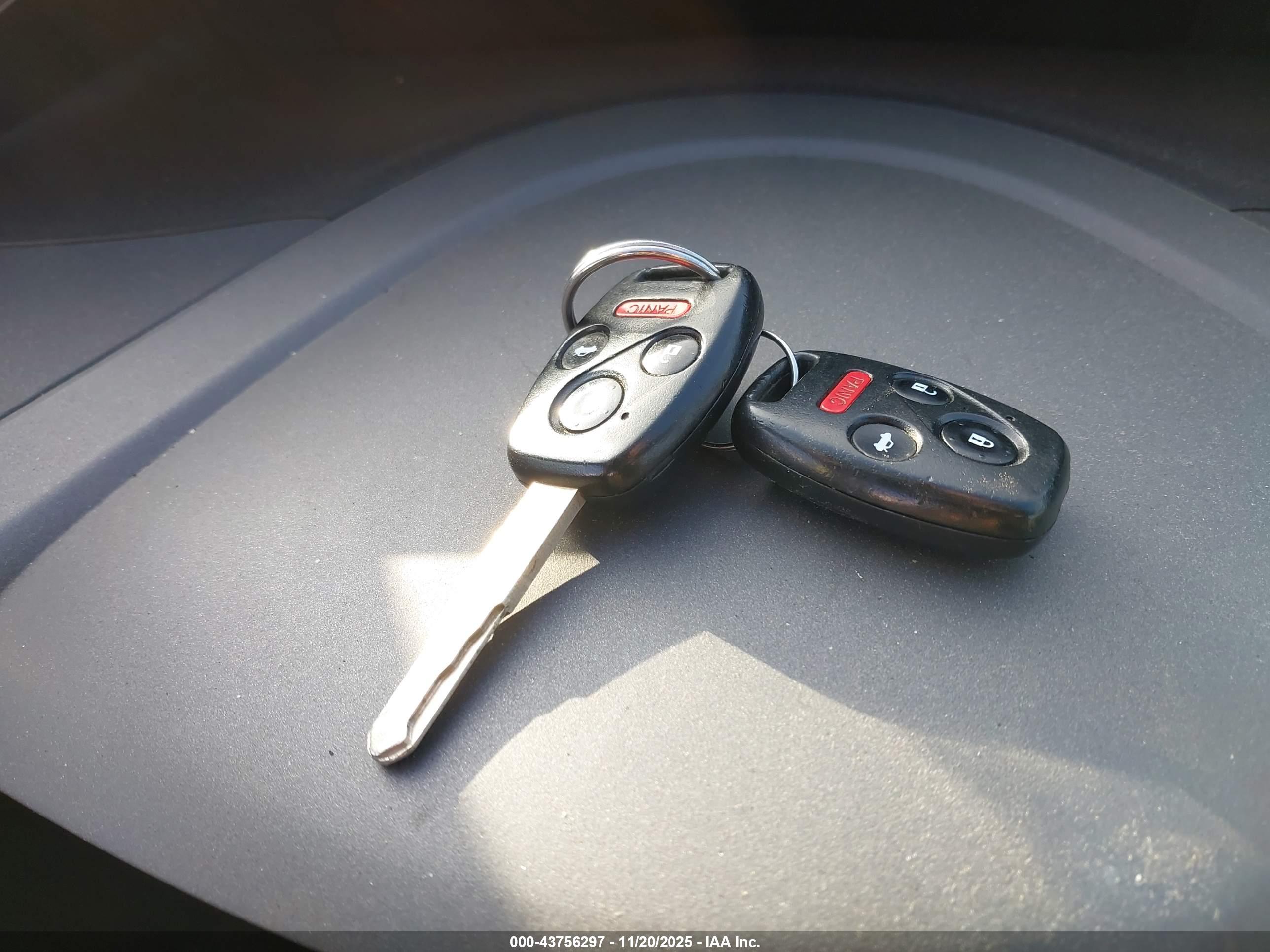 HONDA CIVIC image 11