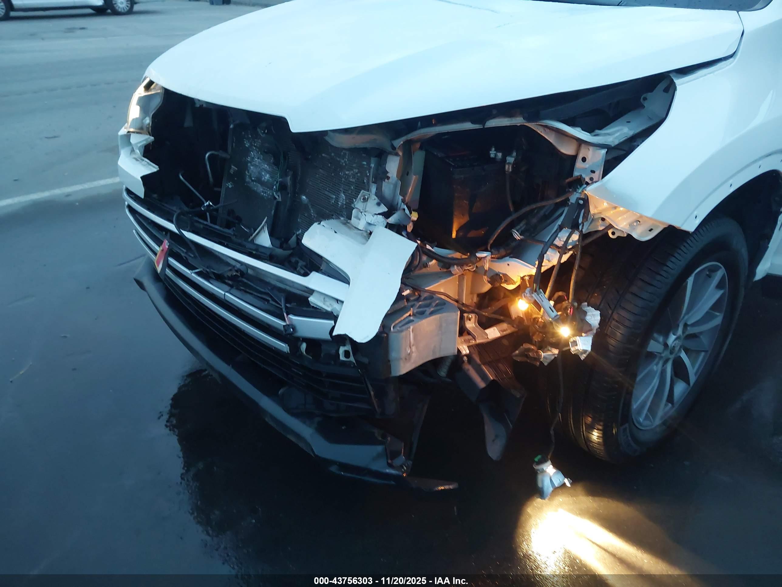 TOYOTA HIGHLANDER image 6