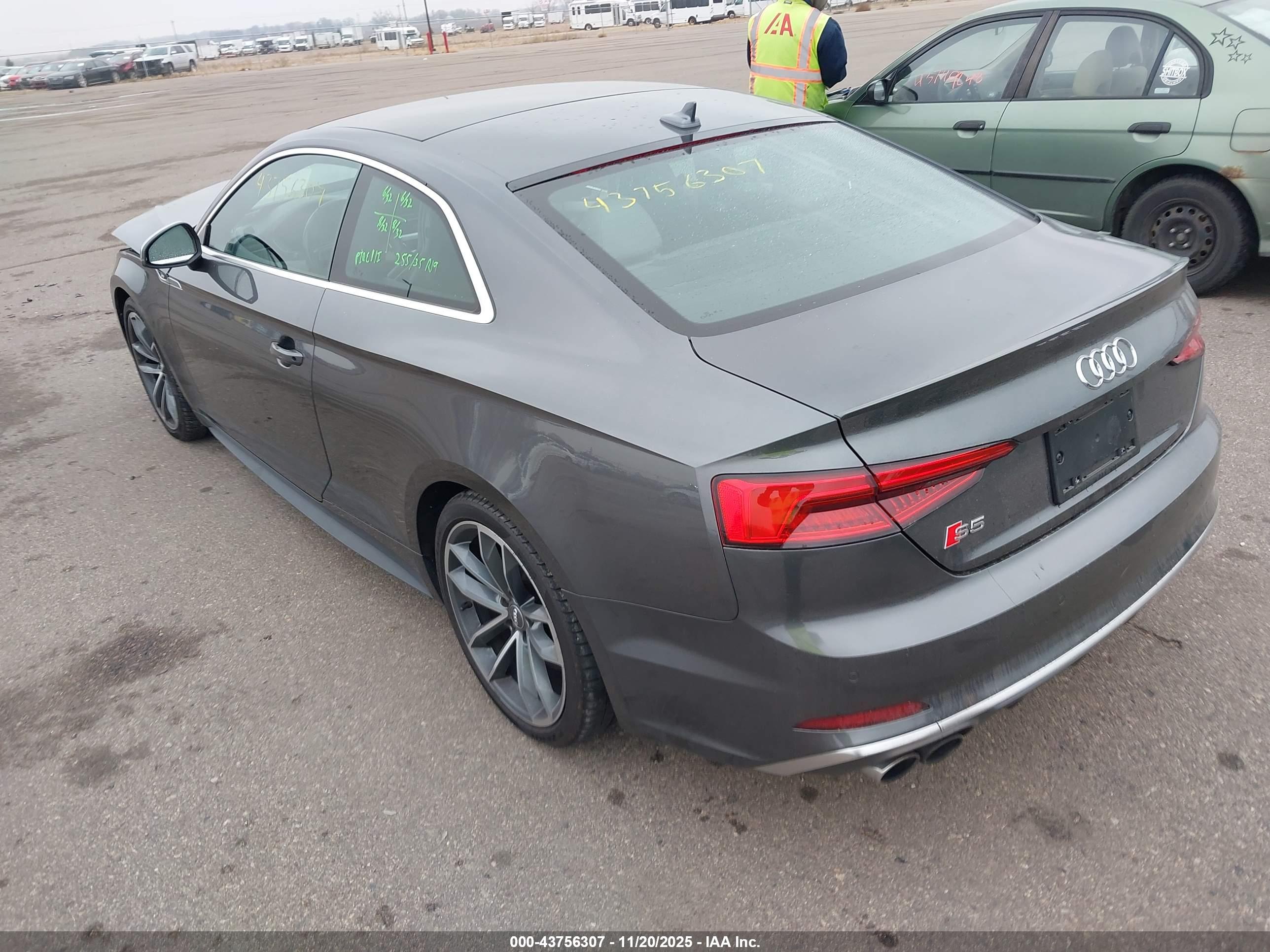 AUDI S5 image 3