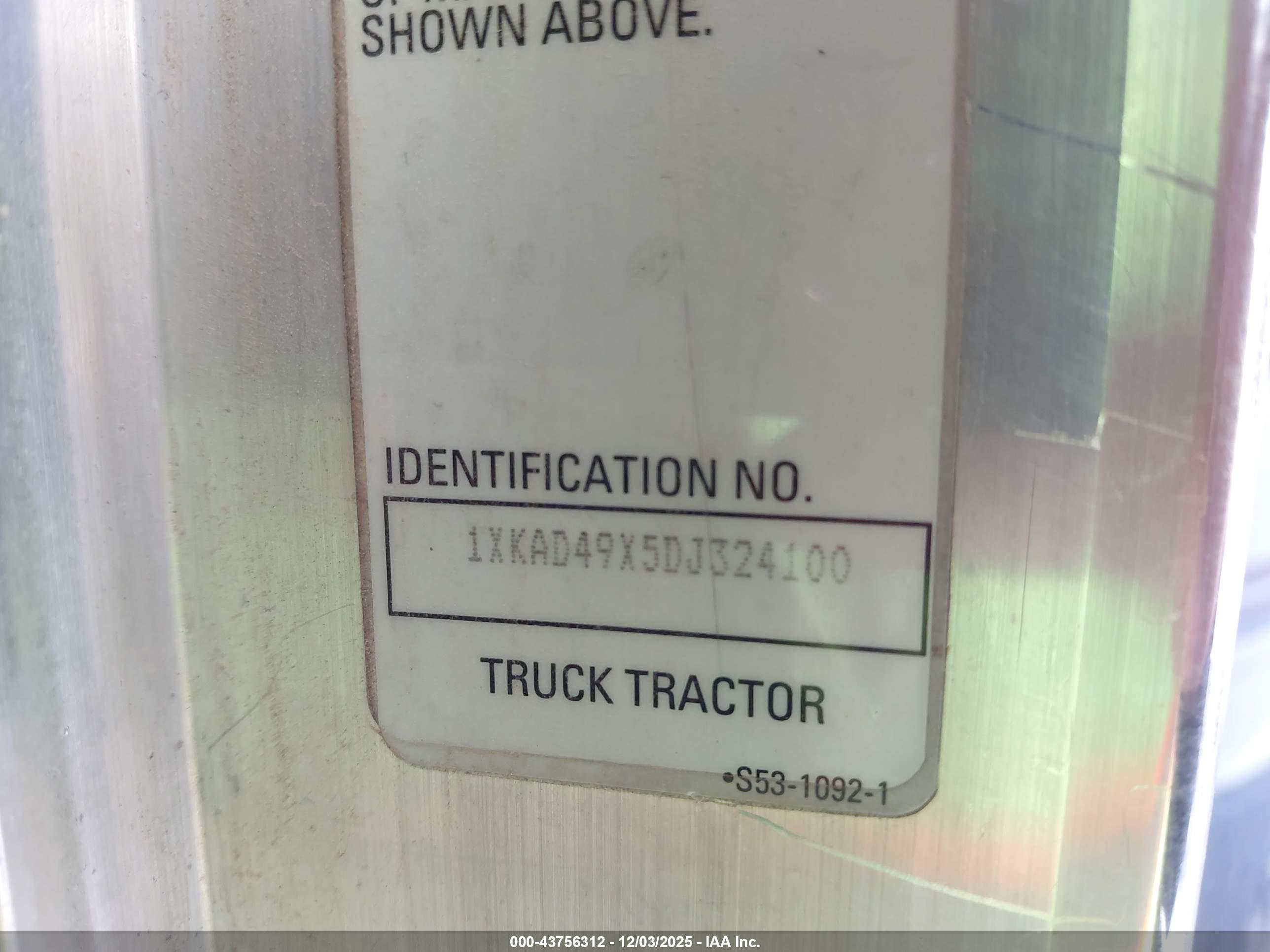 KENWORTH CONSTRUCTION image 9