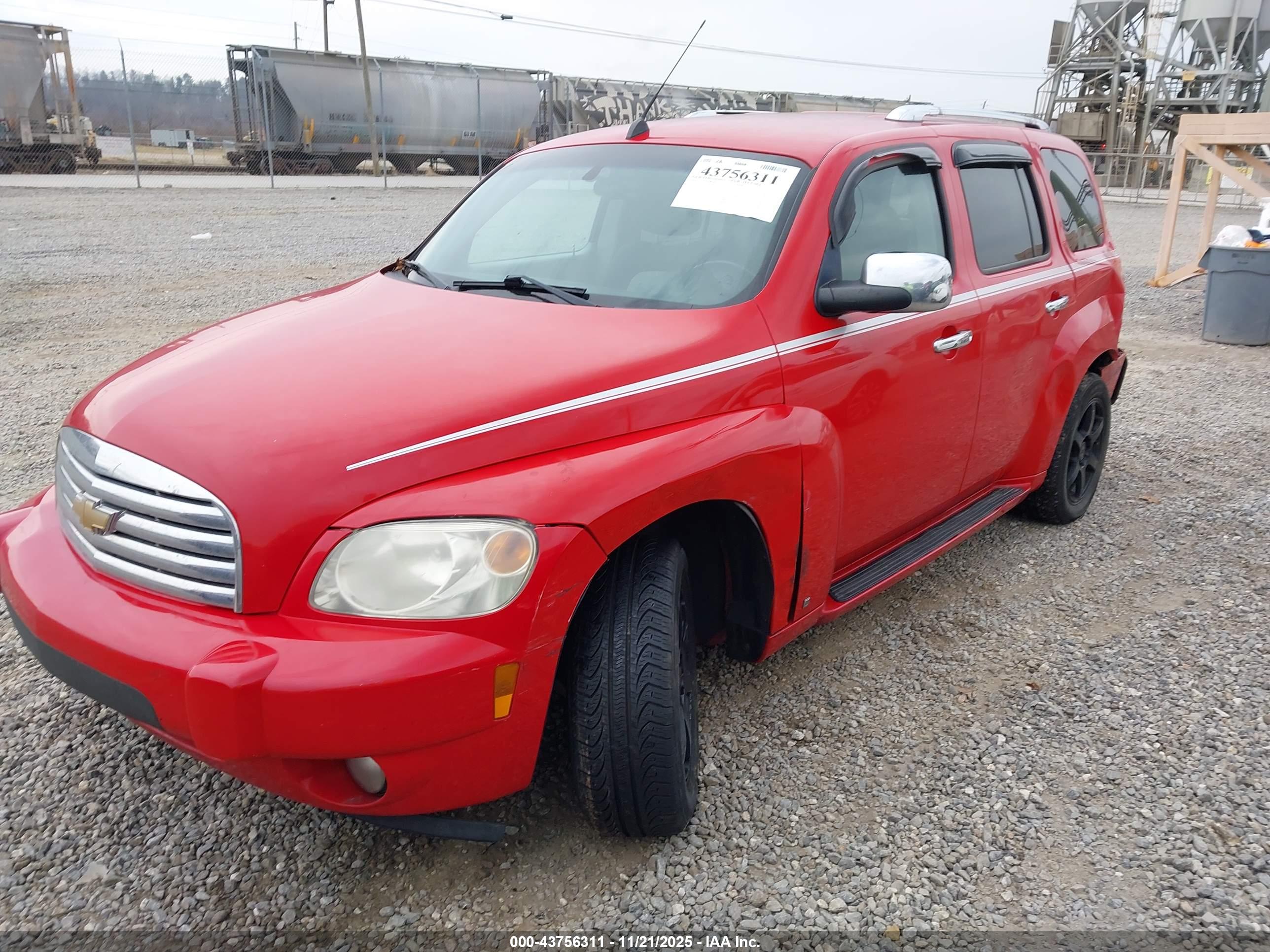 CHEVROLET HHR image 2