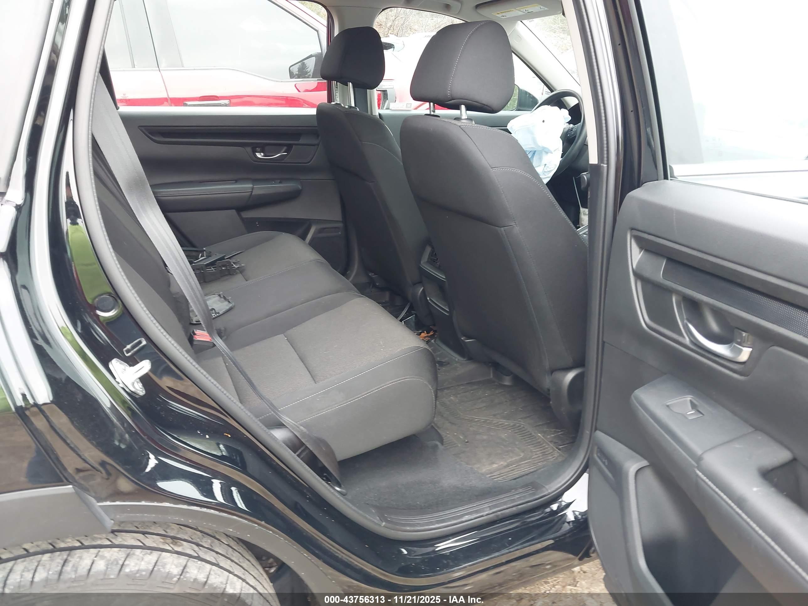 HONDA CR-V image 8