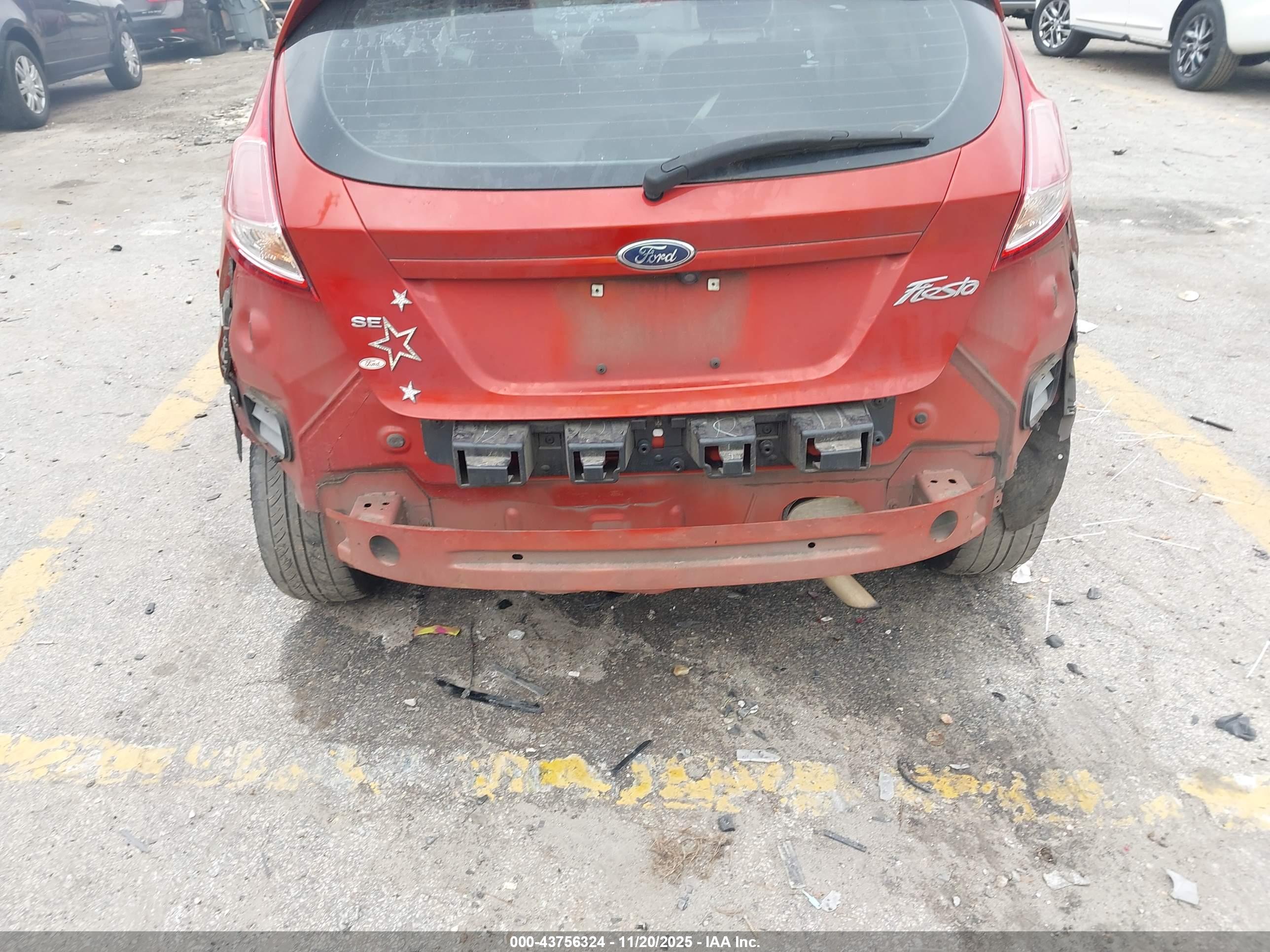 FORD FIESTA image 6