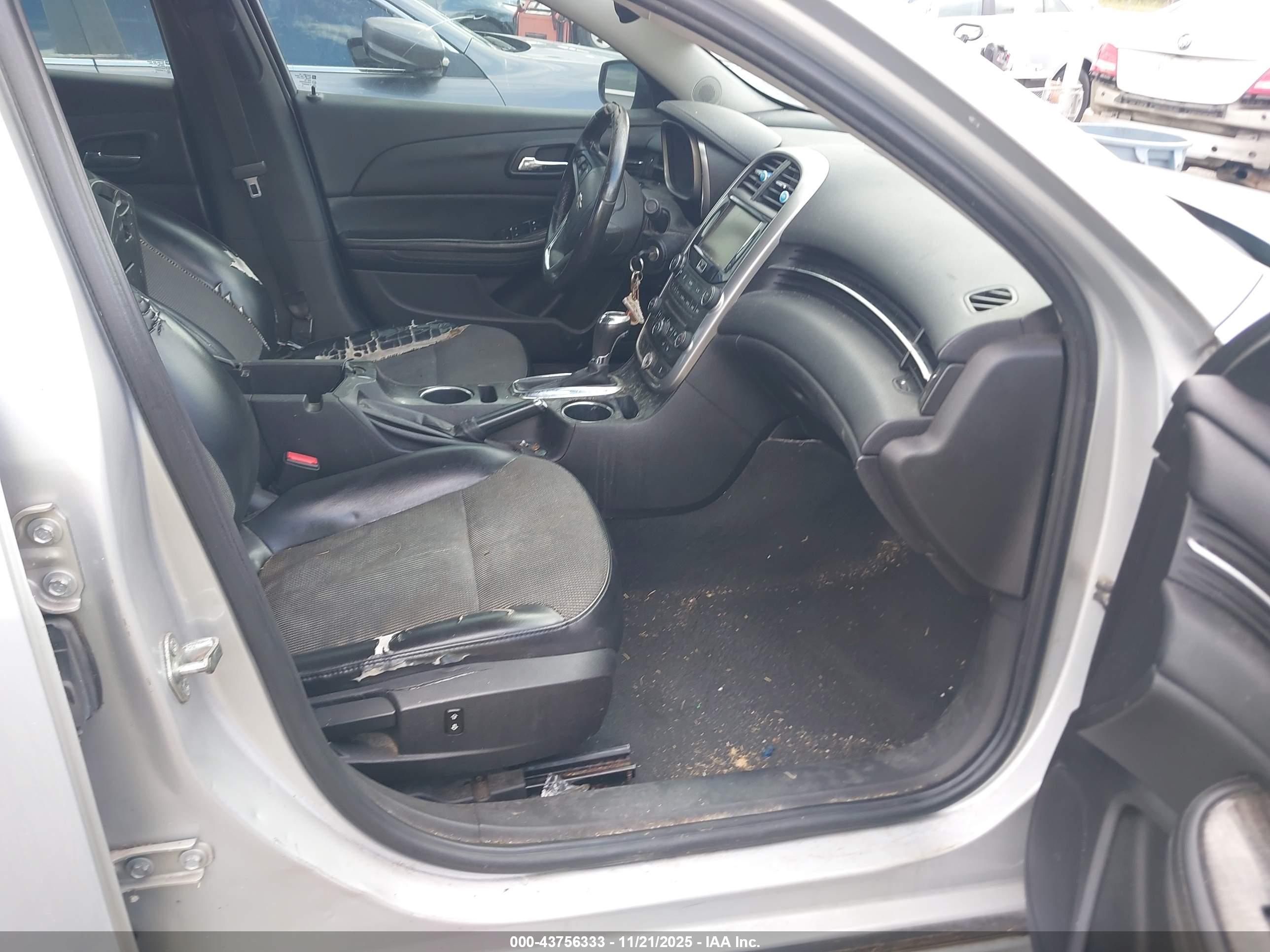 CHEVROLET MALIBU image 5