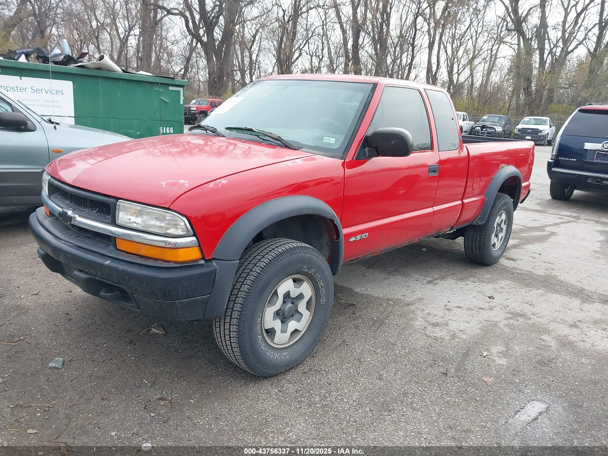 CHEVROLET S-10 image 2