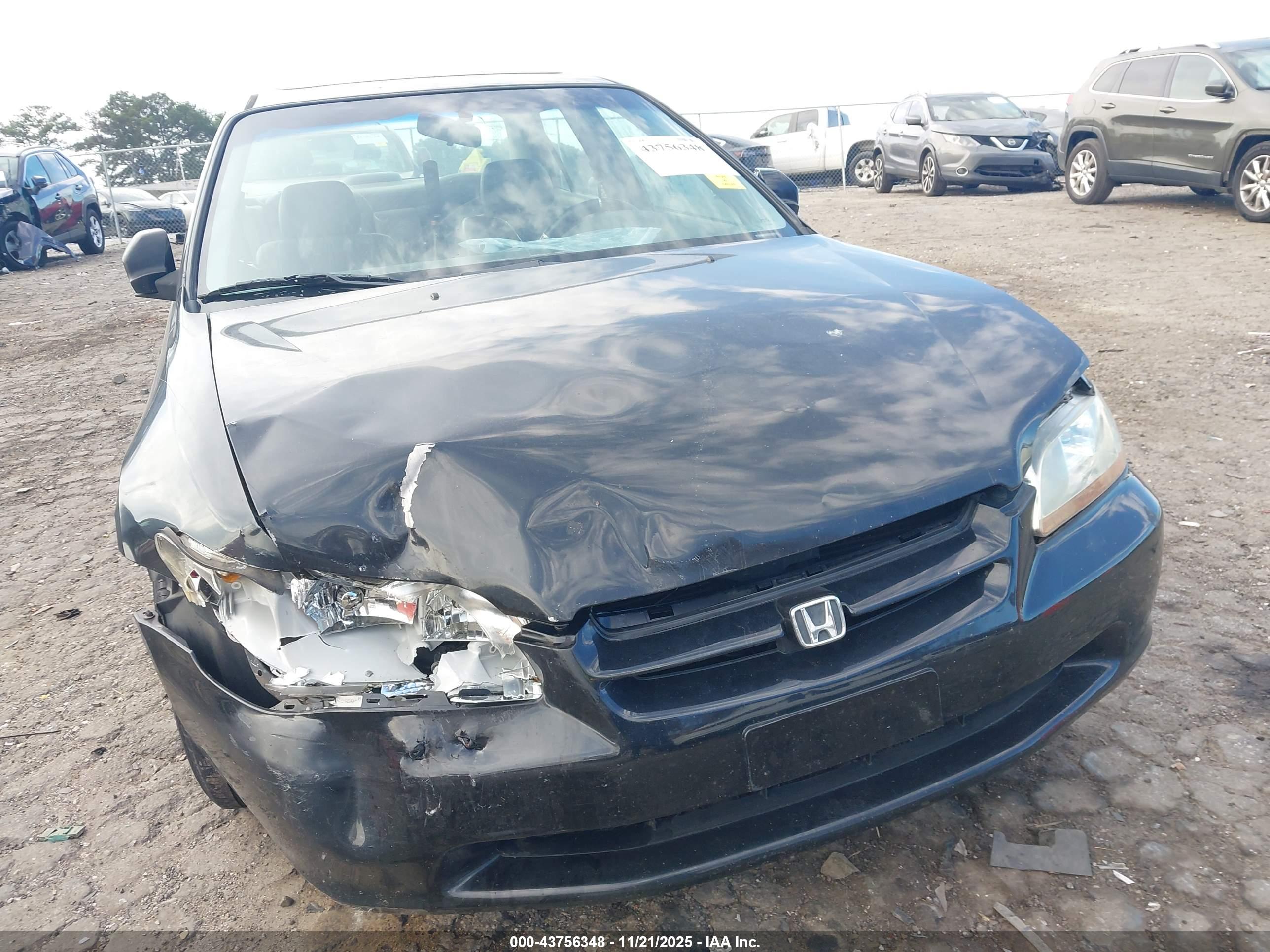 HONDA ACCORD image 6