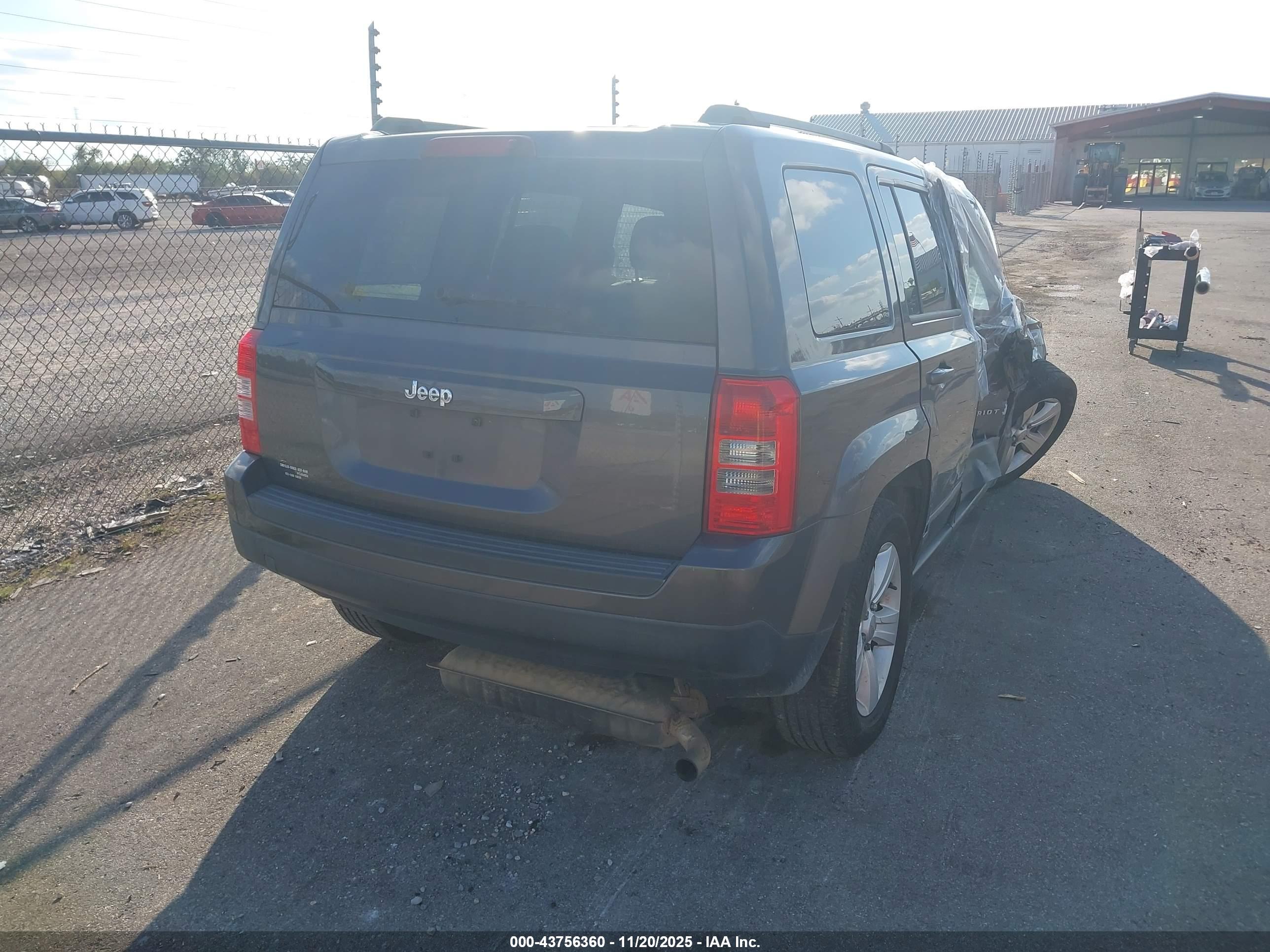 JEEP PATRIOT image 4