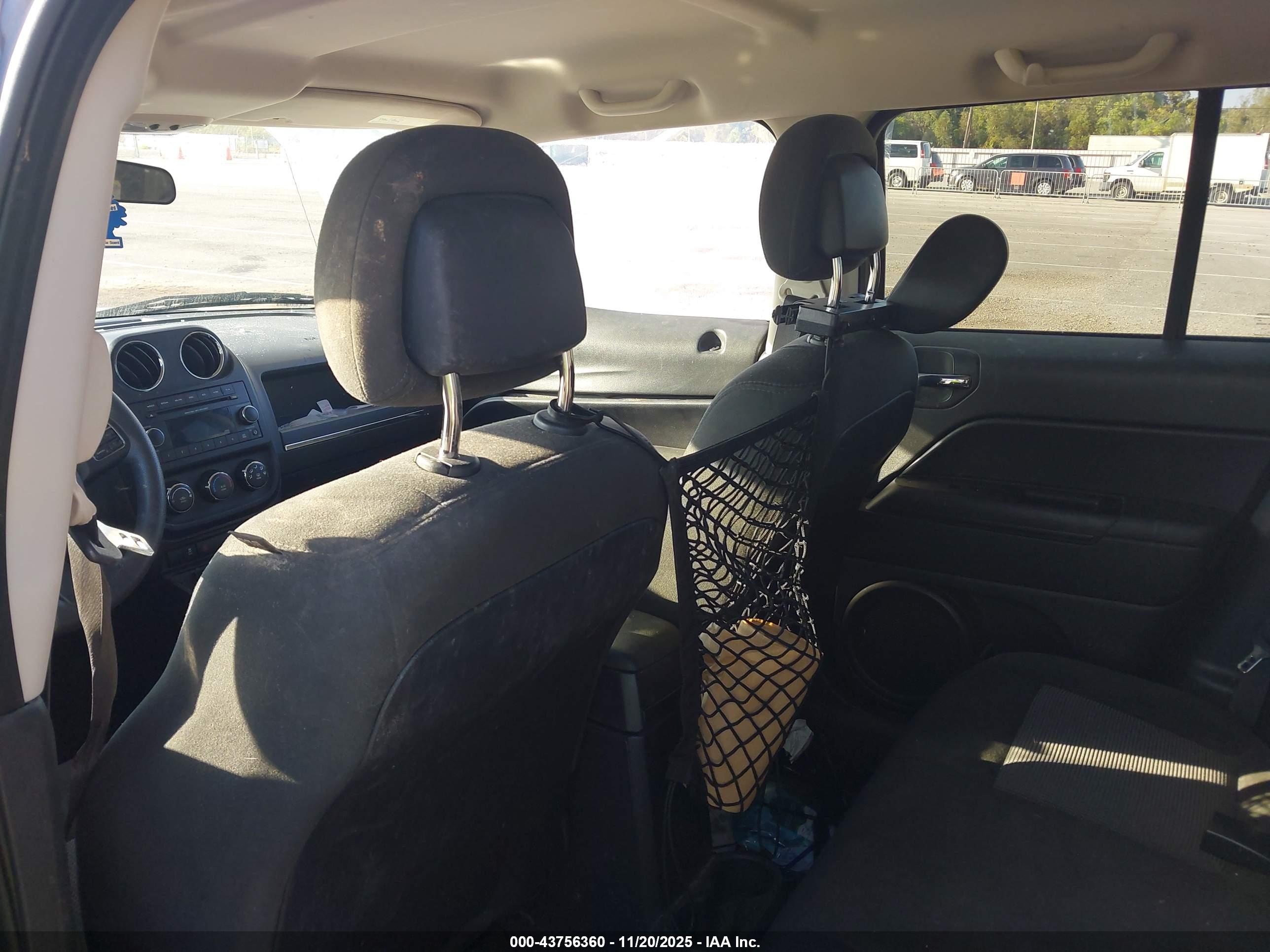 JEEP PATRIOT image 8