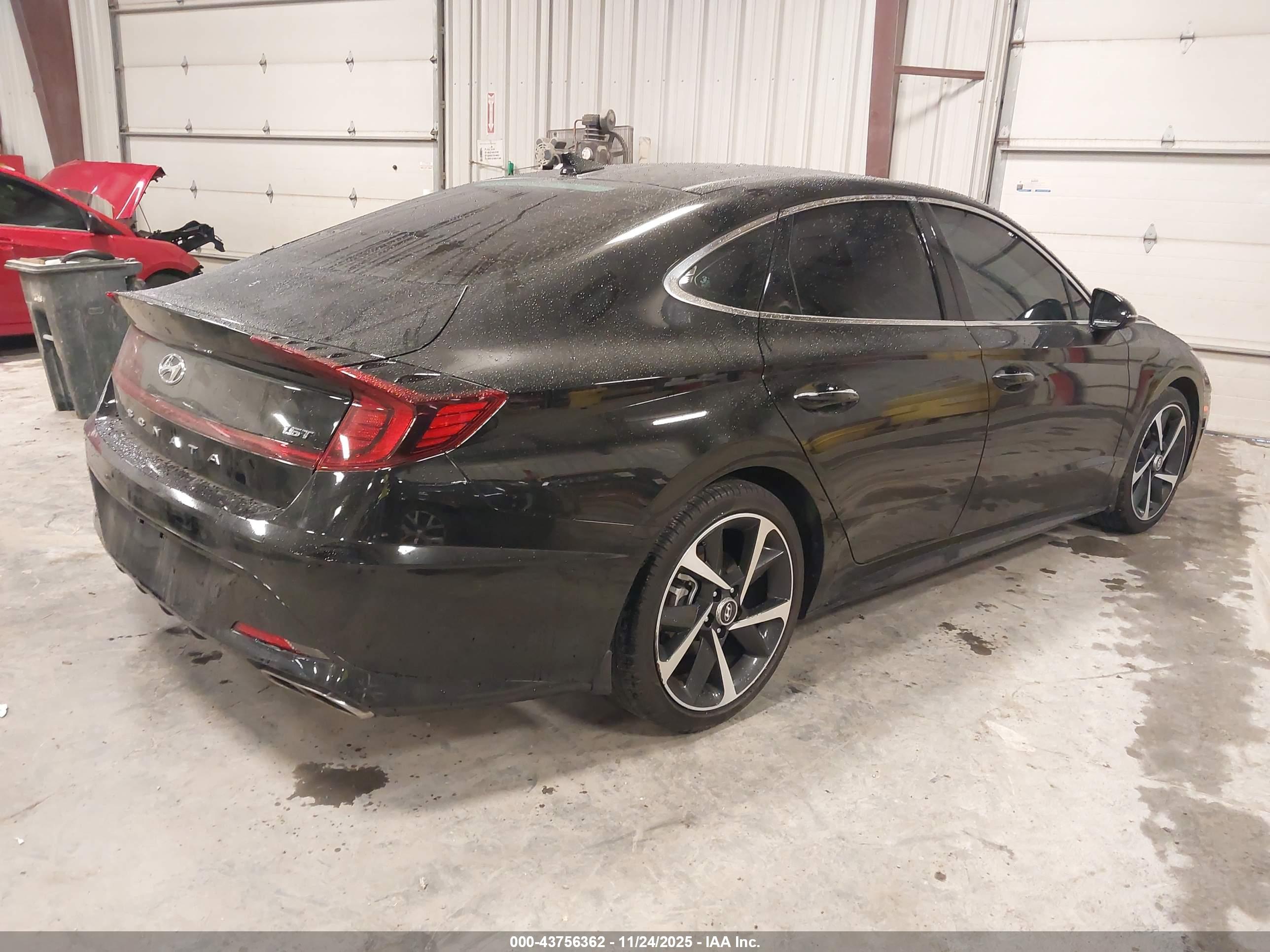 HYUNDAI SONATA image 4