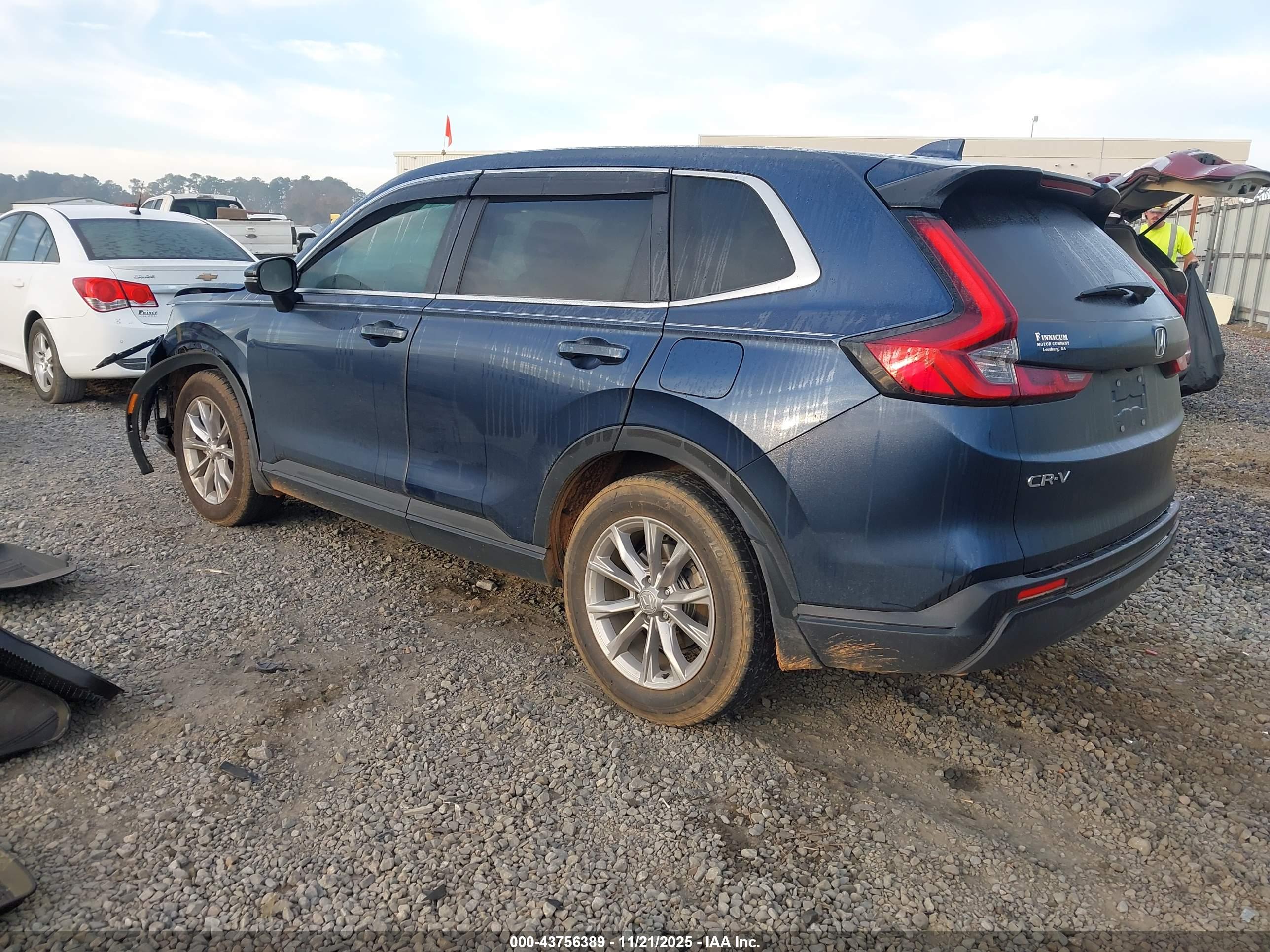 HONDA CR-V image 3