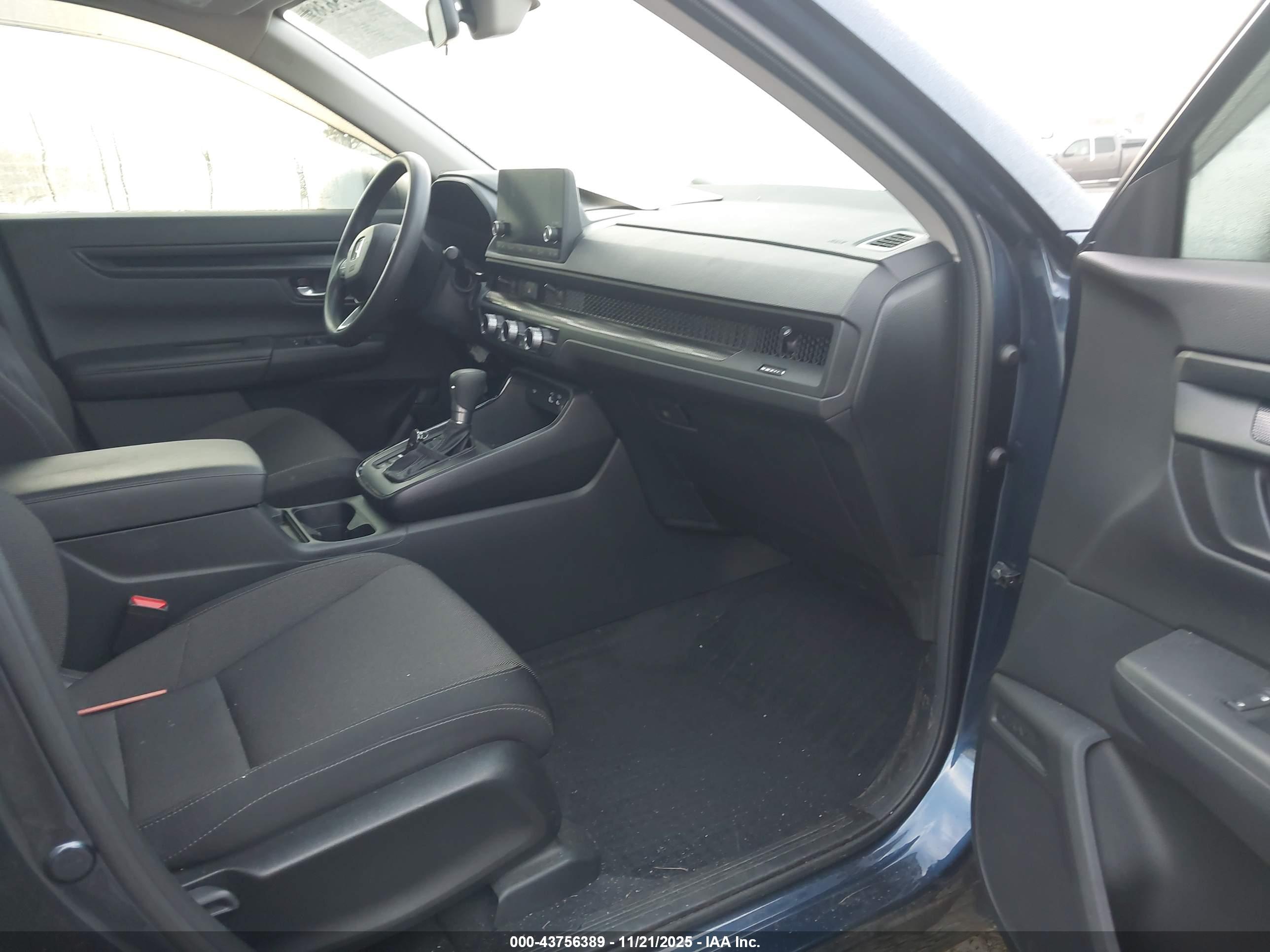 HONDA CR-V image 5