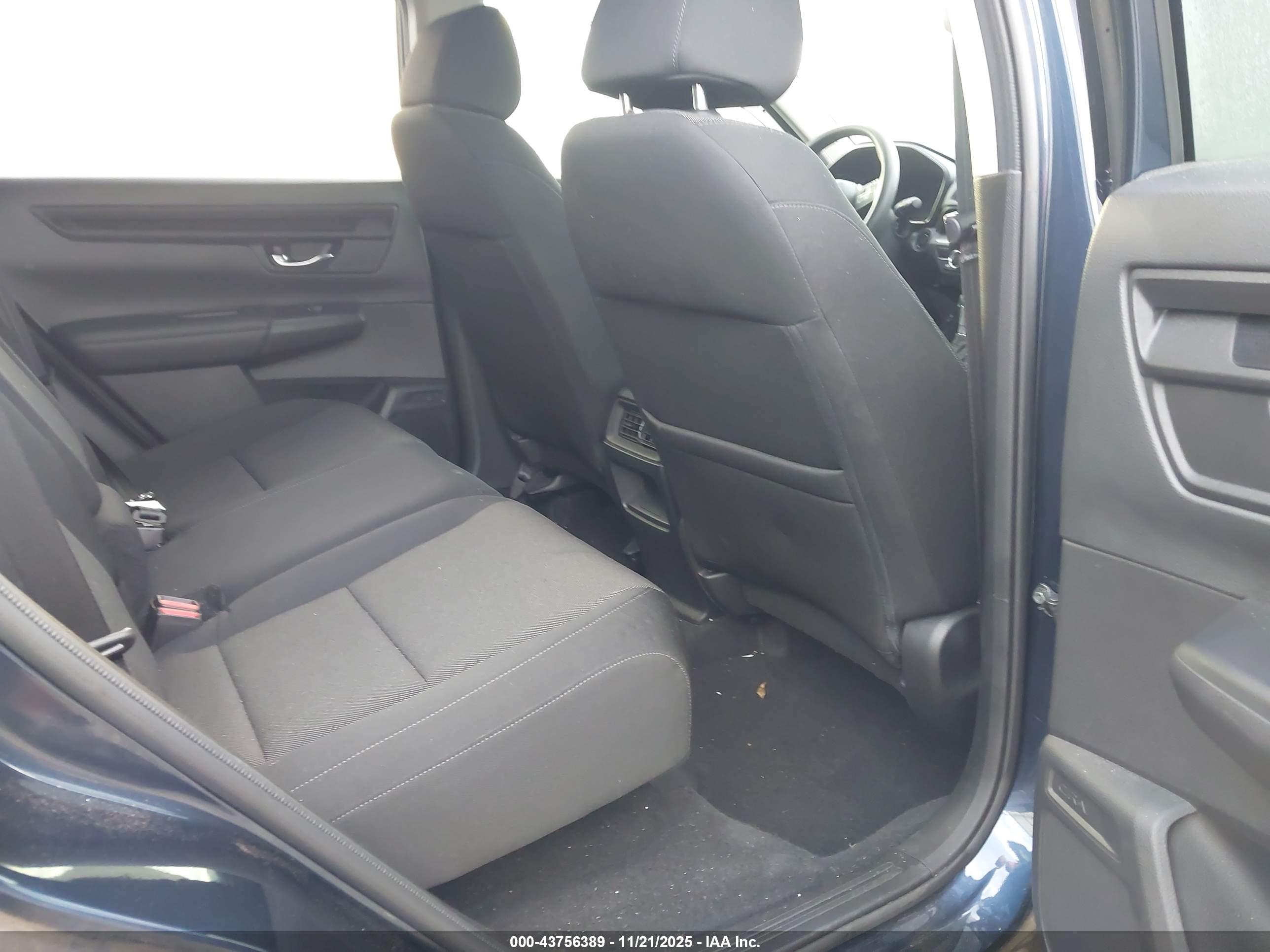 HONDA CR-V image 8