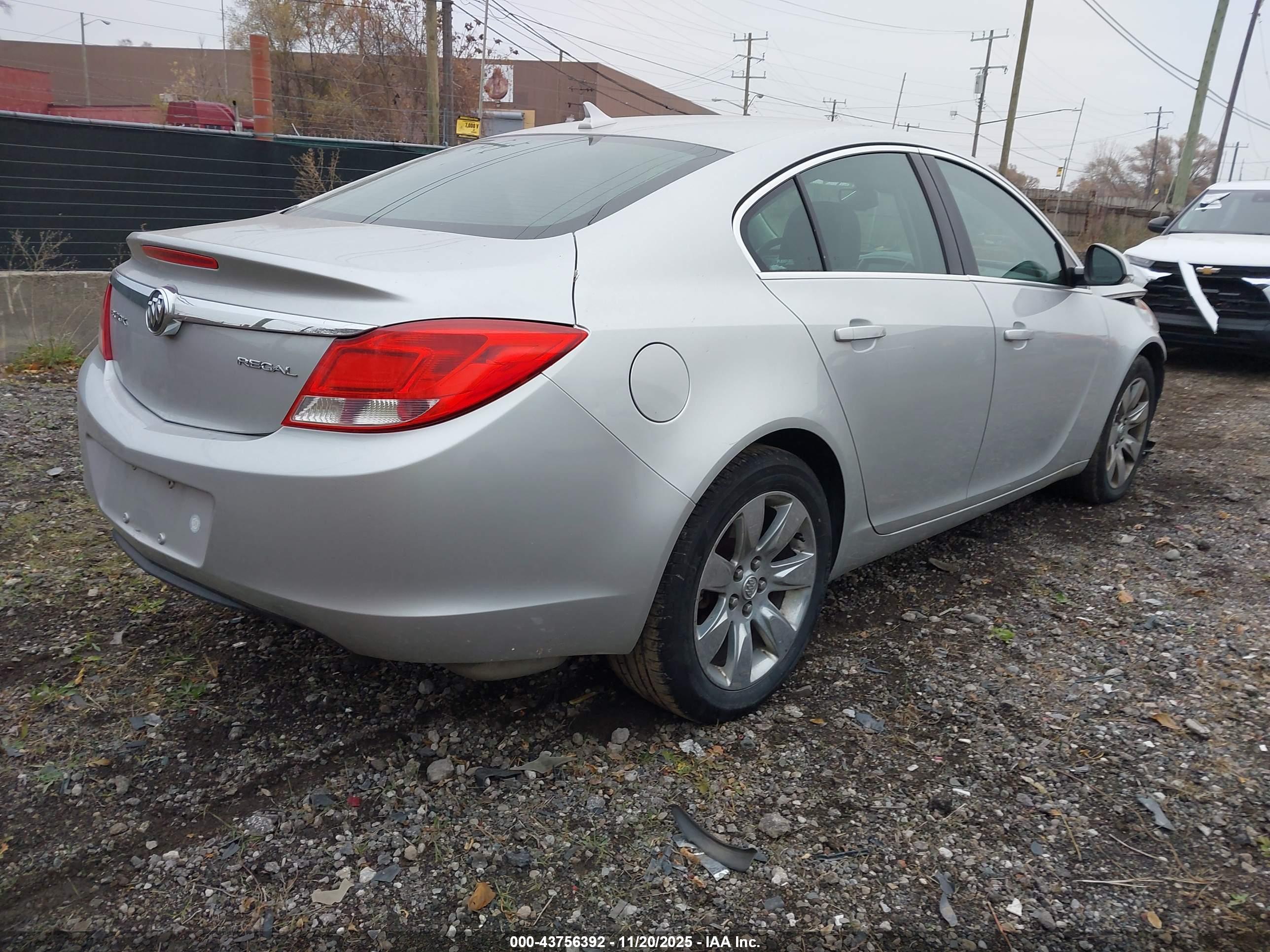 BUICK REGAL image 4