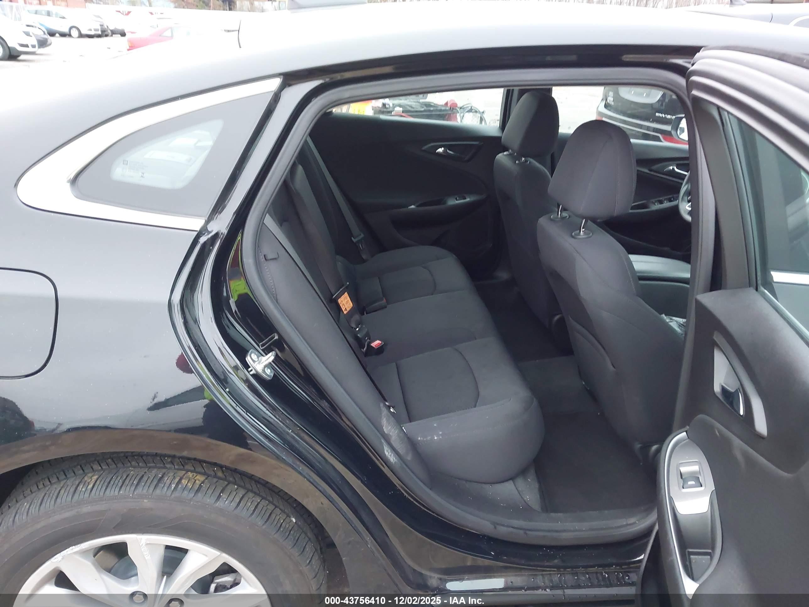 CHEVROLET MALIBU image 8