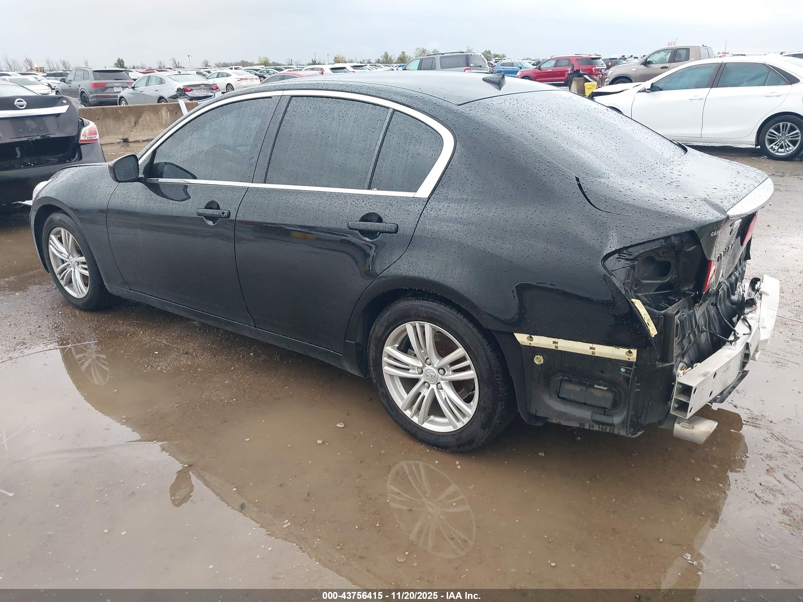 INFINITI Q40 image 3