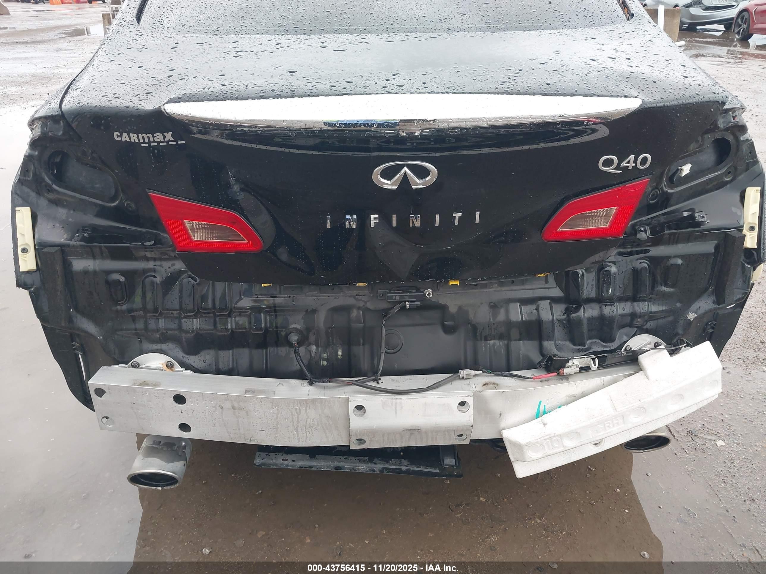 INFINITI Q40 image 6